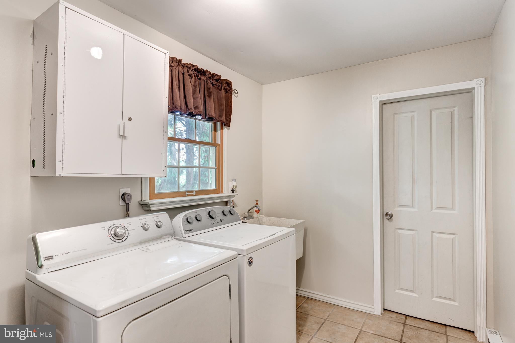 HUNT RIDGE - Residential