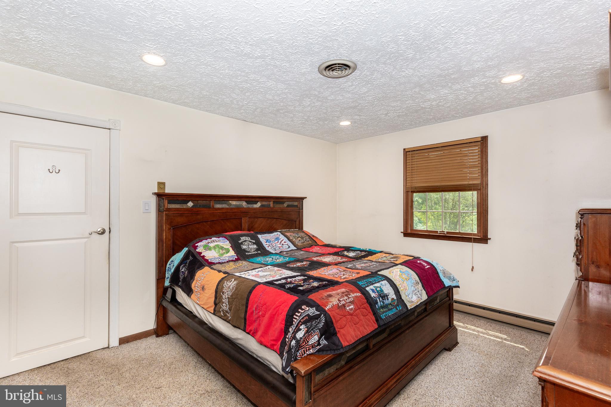 HUNT RIDGE - Residential