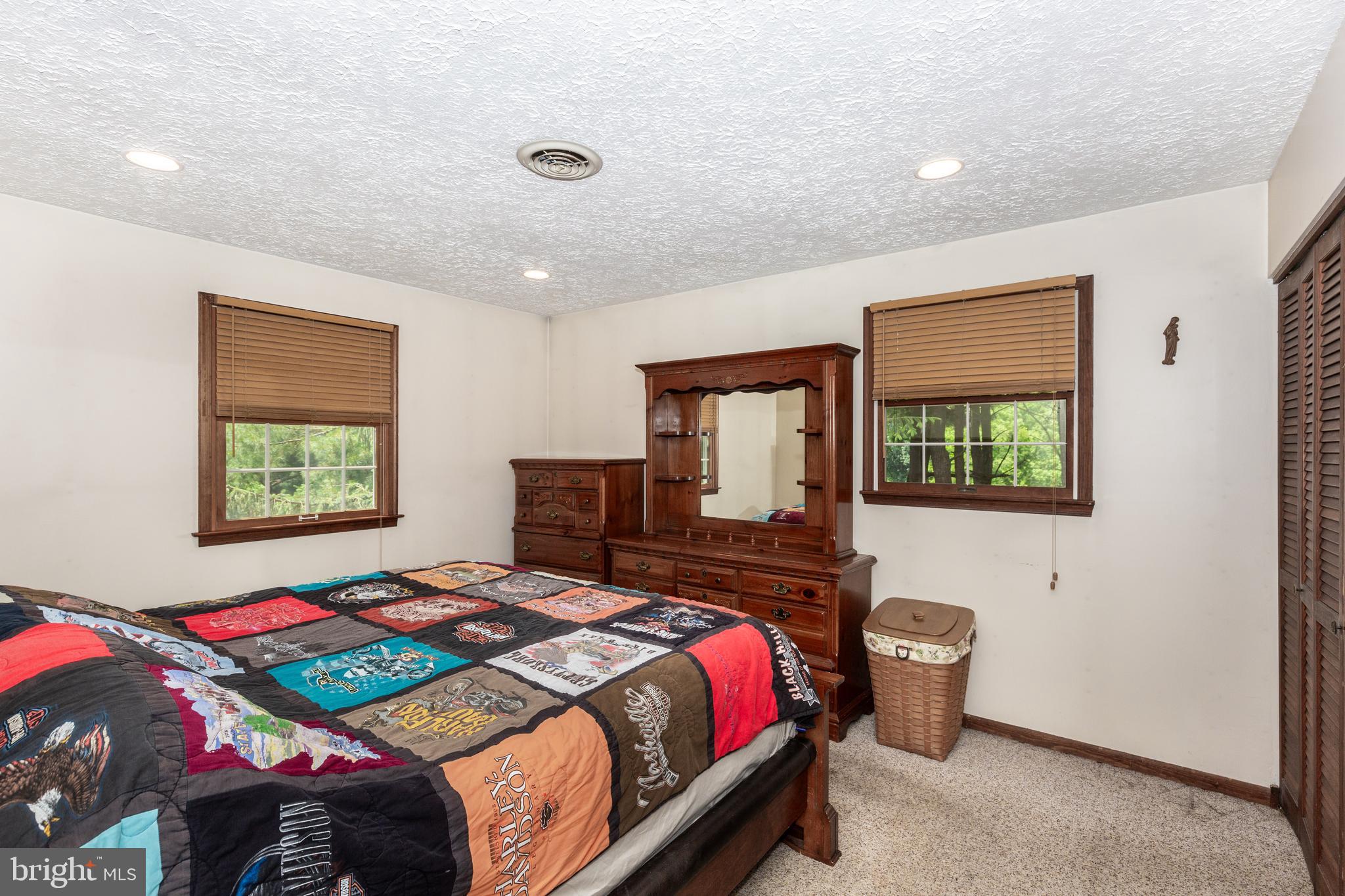 HUNT RIDGE - Residential