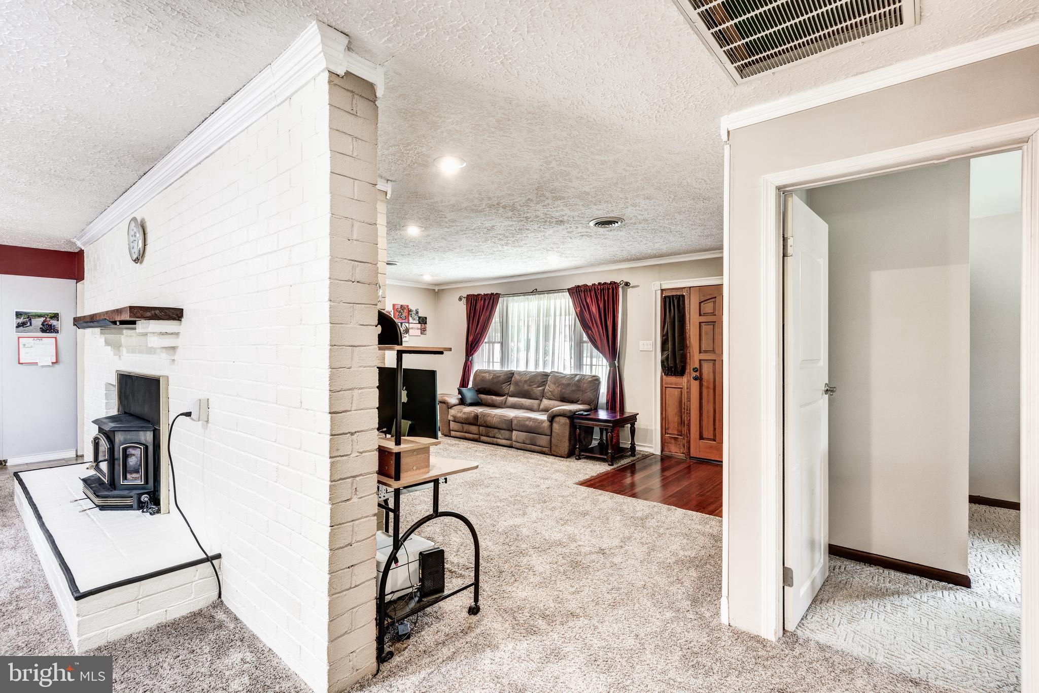 HUNT RIDGE - Residential