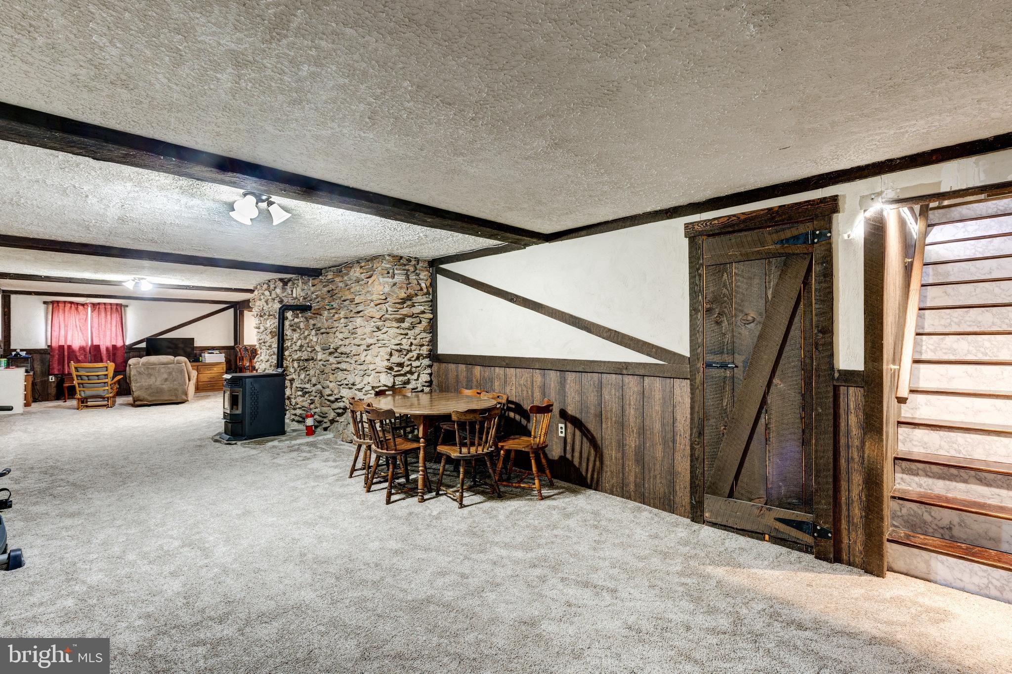 HUNT RIDGE - Residential