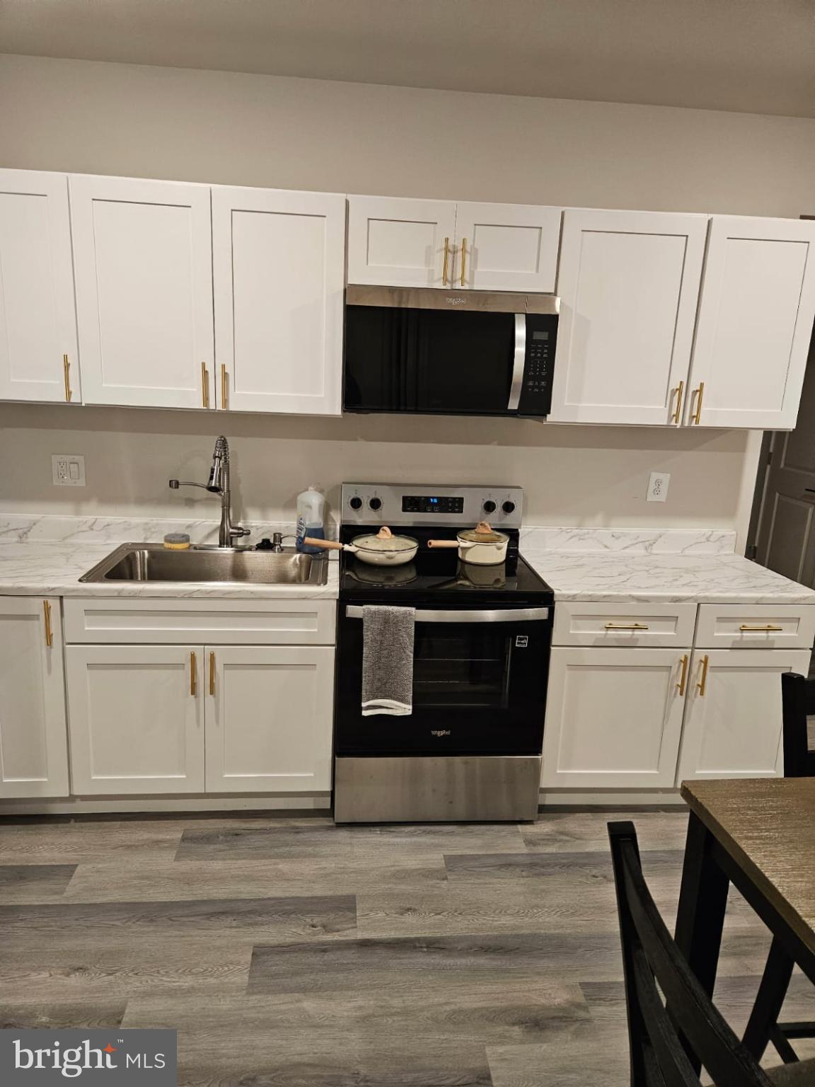 6717 GLENHURST DRIVE