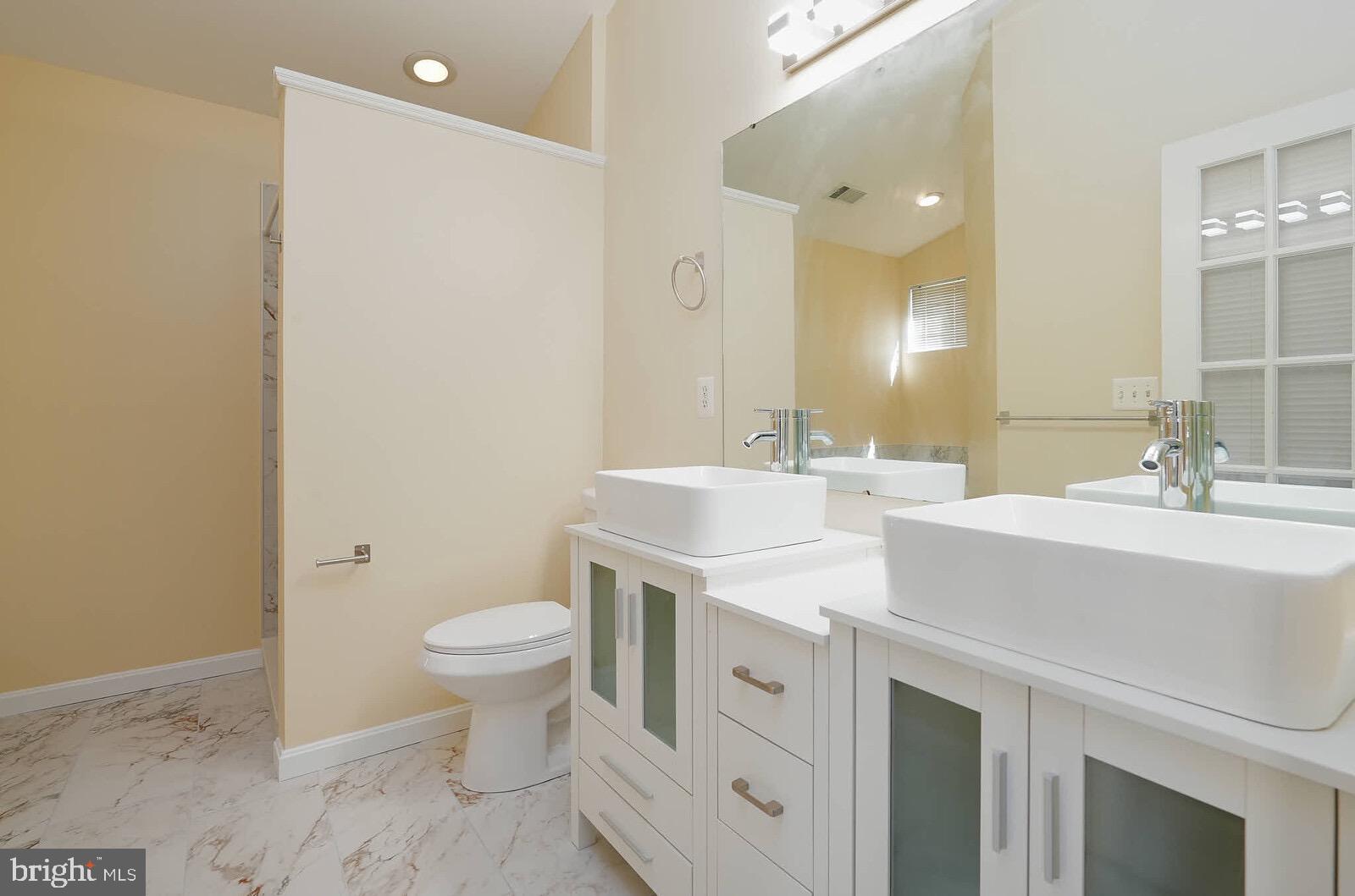 CROSS CREEK CLUB - Residential