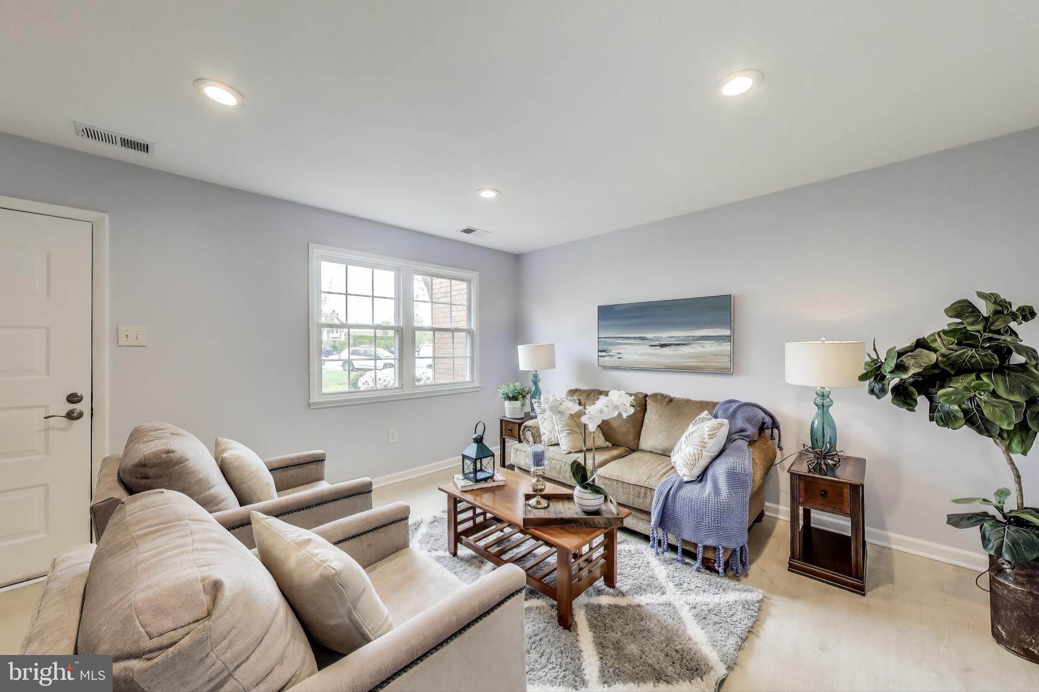 DALE CITY - Residential