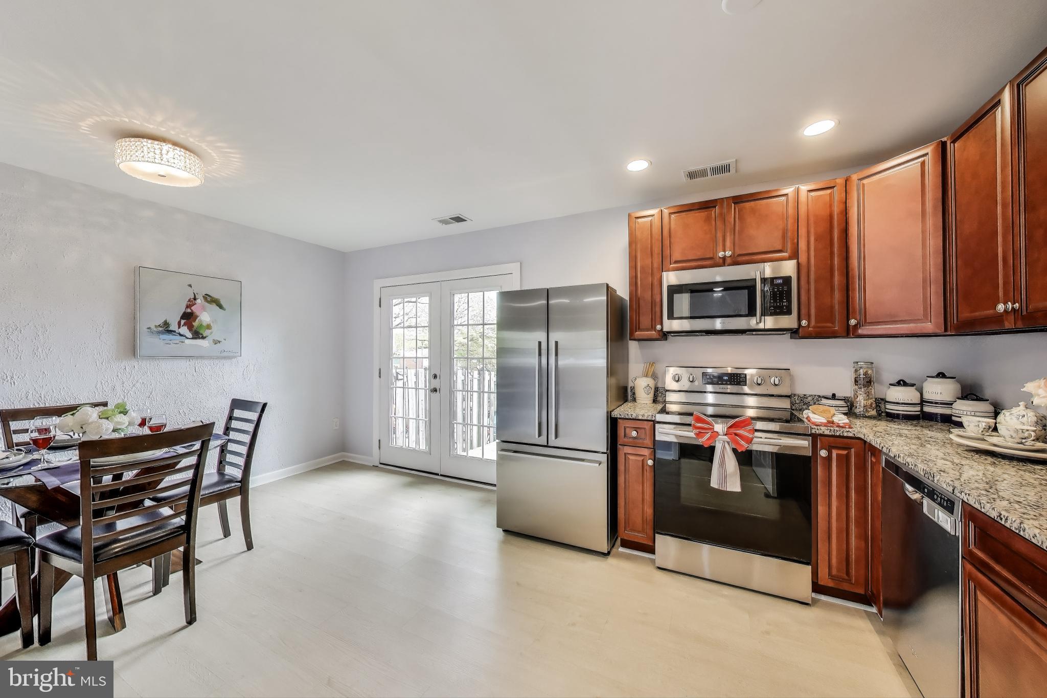 DALE CITY - Residential