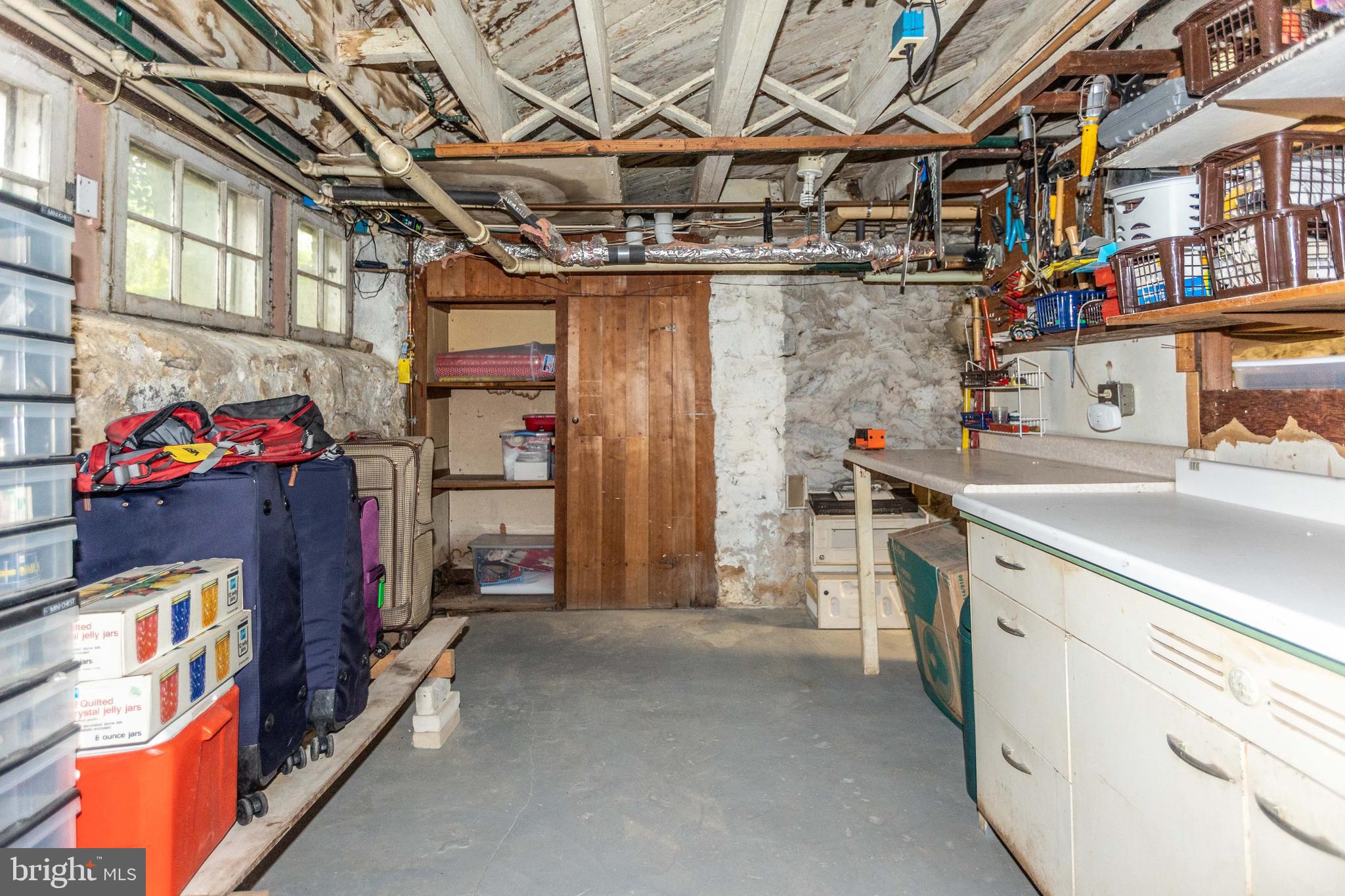 ROLAND PARK - Residential