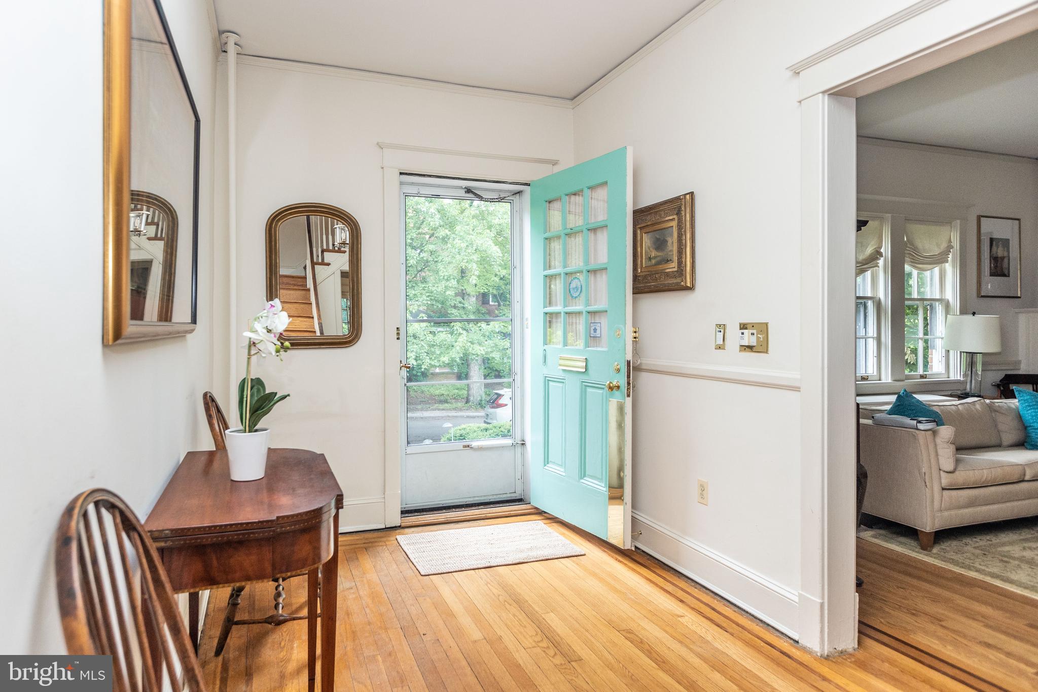 ROLAND PARK - Residential