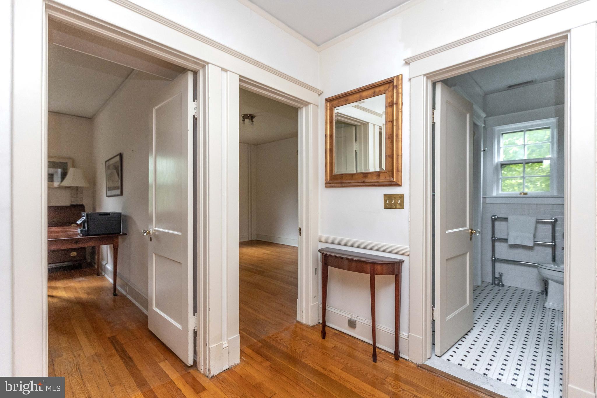 ROLAND PARK - Residential