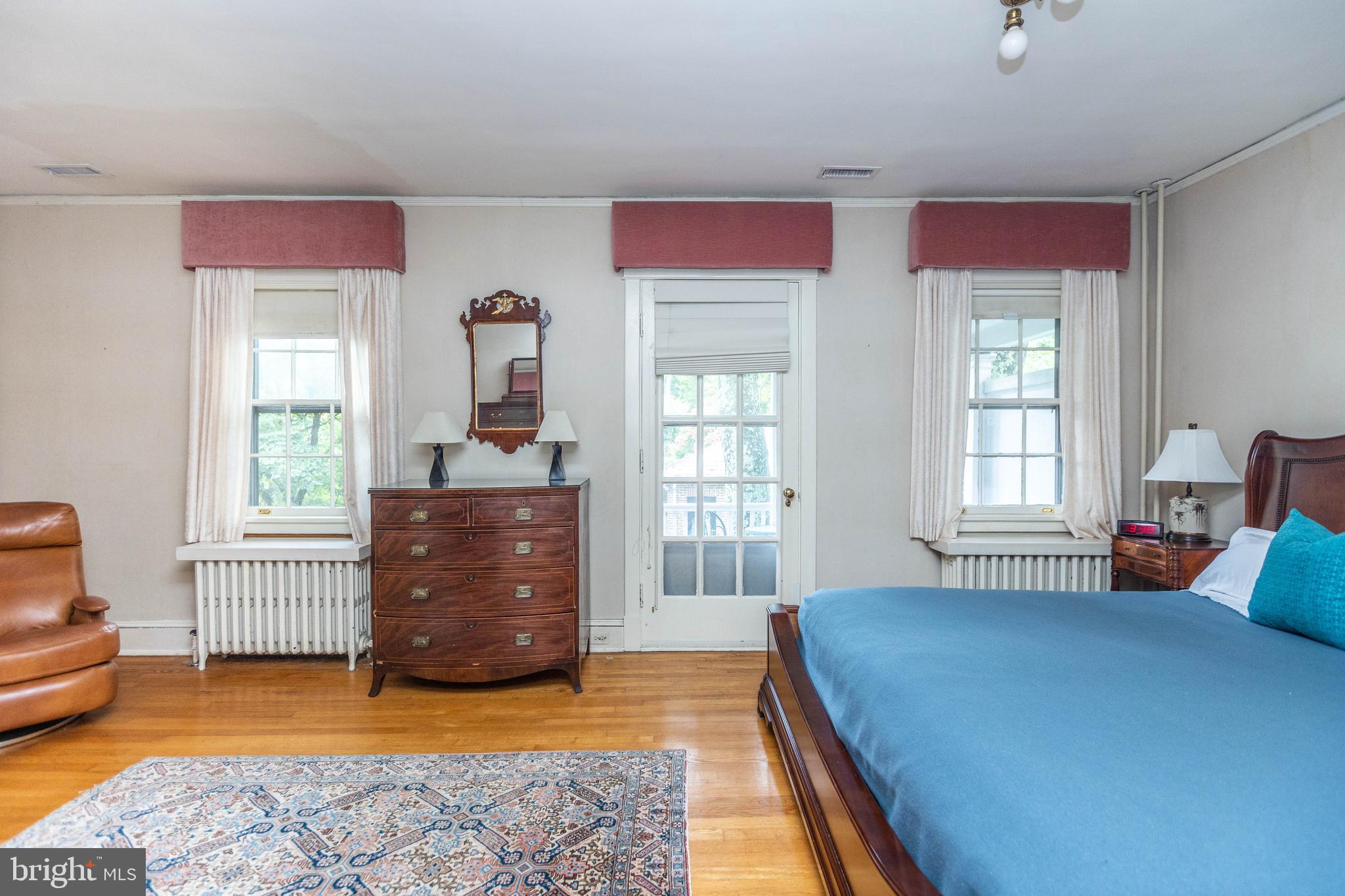 ROLAND PARK - Residential