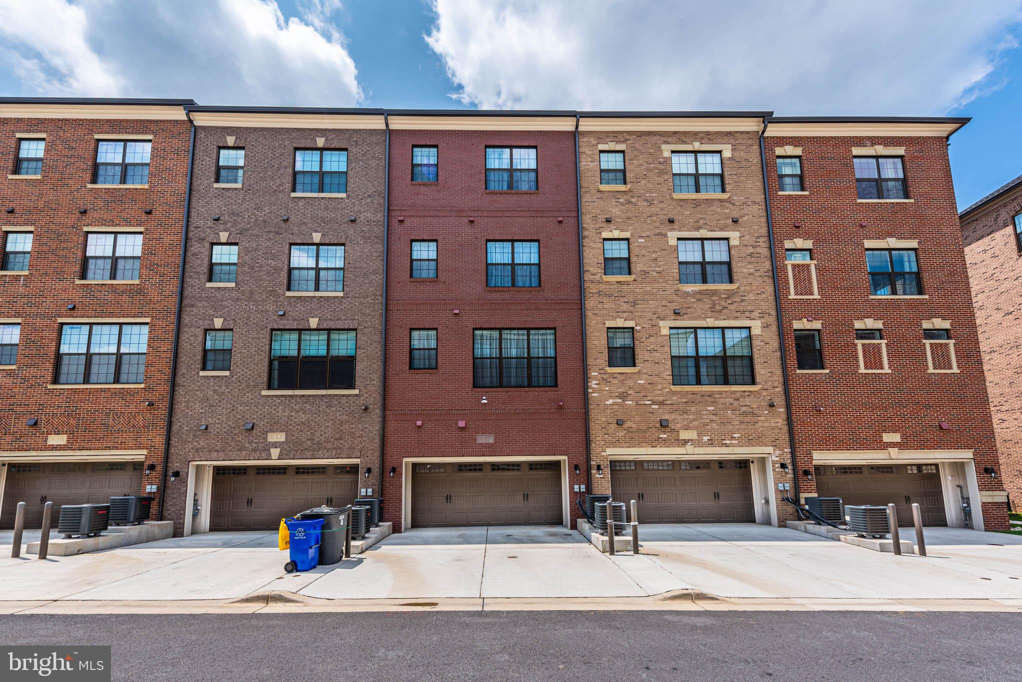 POTOMAC OVERLOOK AT NATIONAL HARBOR - Residential