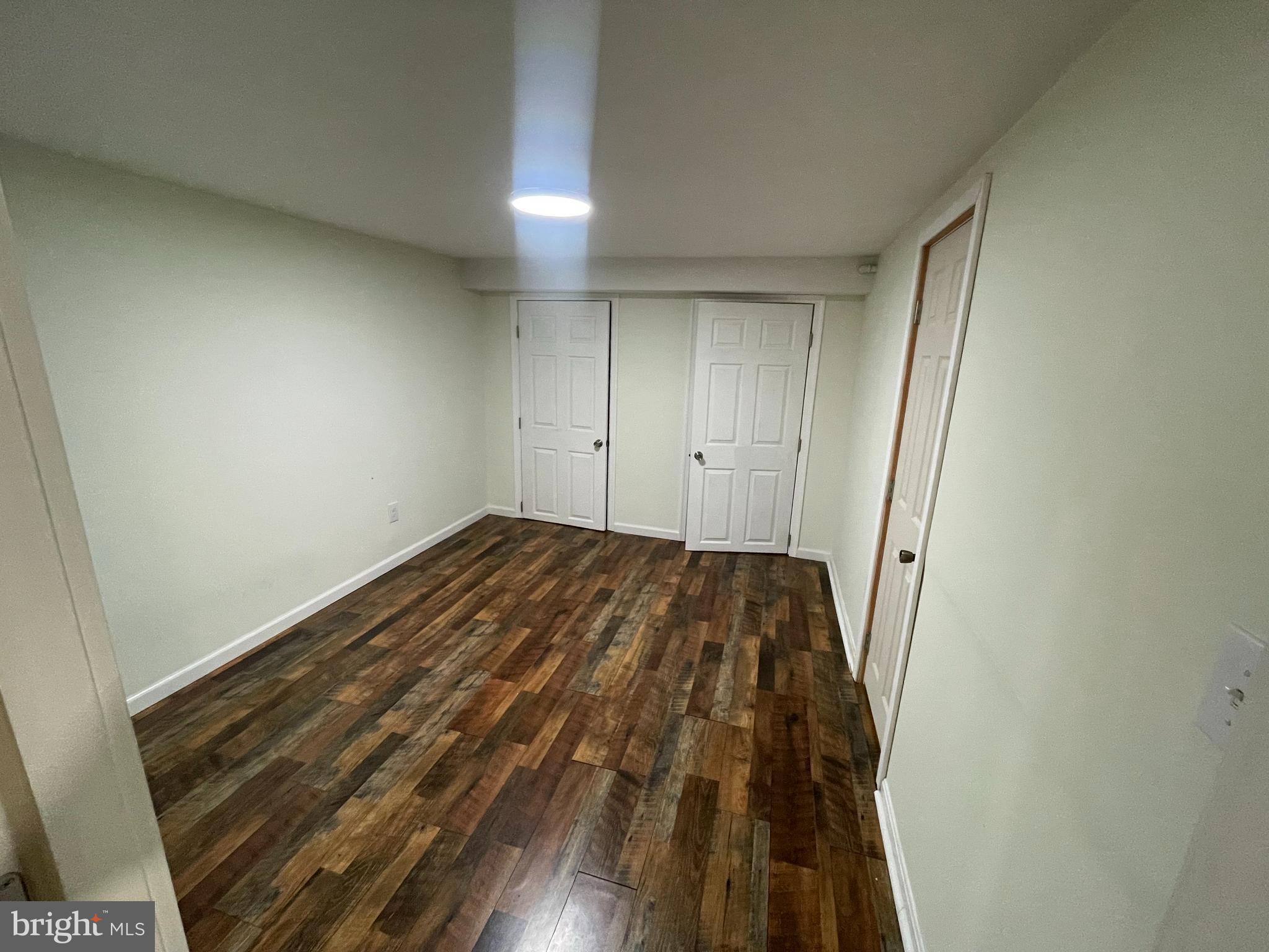 Welcome to 654 May Pl. One bedroom basment apartment for rent. Newly renovated, in the University City area. close to all the major universities, transportation and down town of philadelphia.
$800 per month, you do not pay utility bills.
looking for a reliabel, dependable tanat. First and last month plus security deposite to move in.
$2400 to move in
income verification, background and credit check will be performed if you decided to sign the lease.
any questions and to set up a tour please text or call listing agent