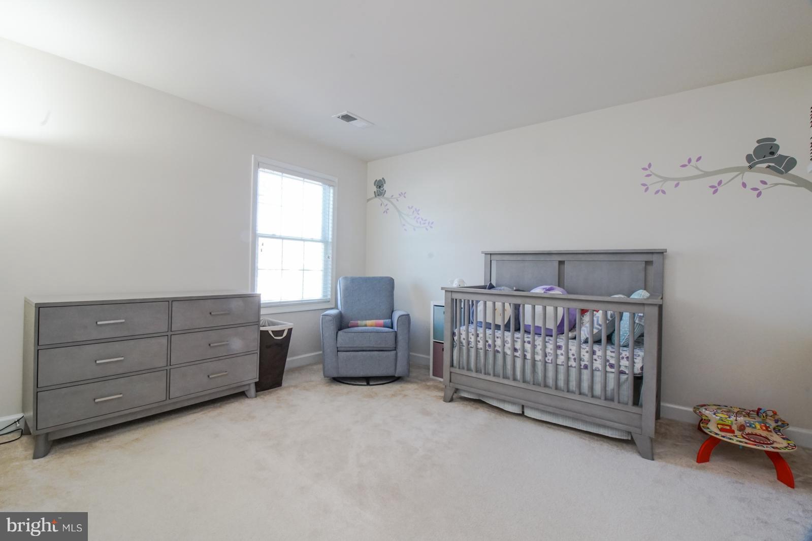 WEST LAWN - Residential