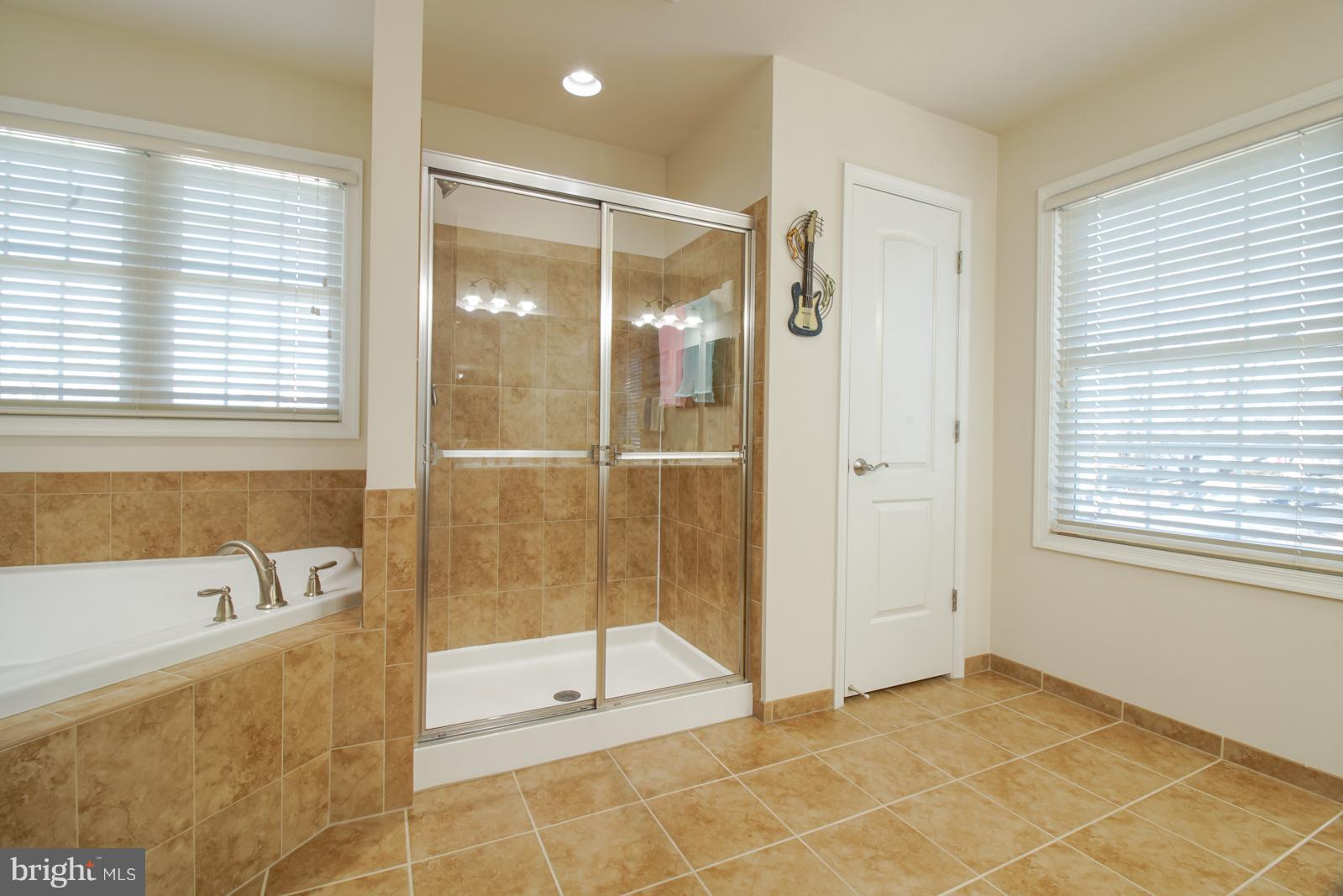 WEST LAWN - Residential