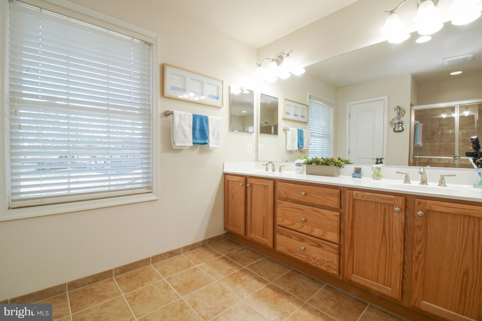 WEST LAWN - Residential