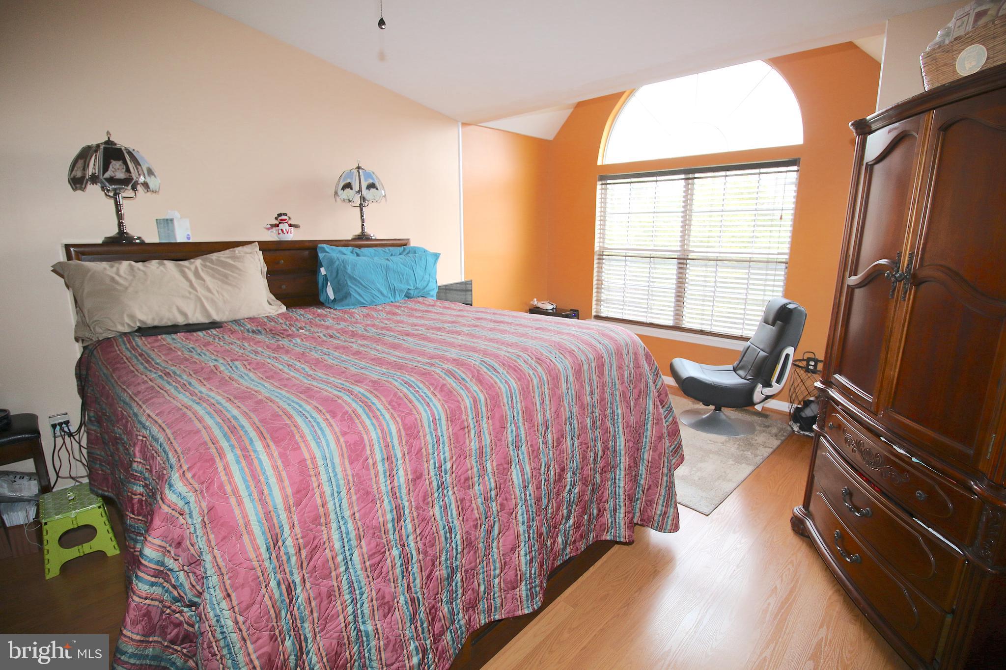 WAYSIDE VILLAGE - Residential Lease