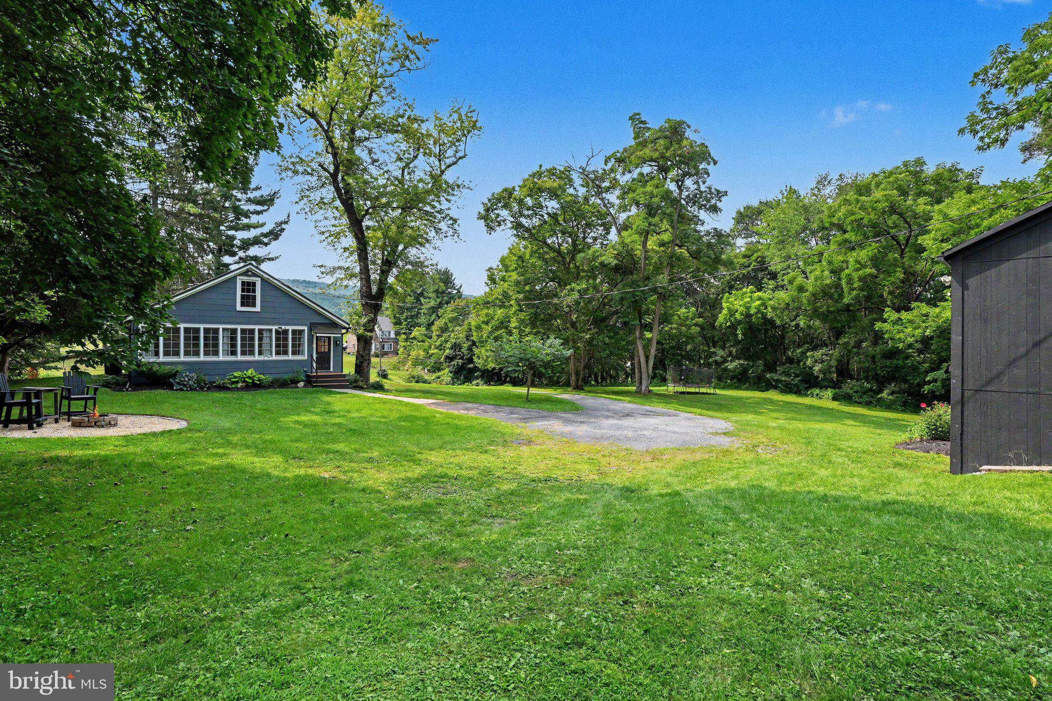 1225 VALLEY ROAD