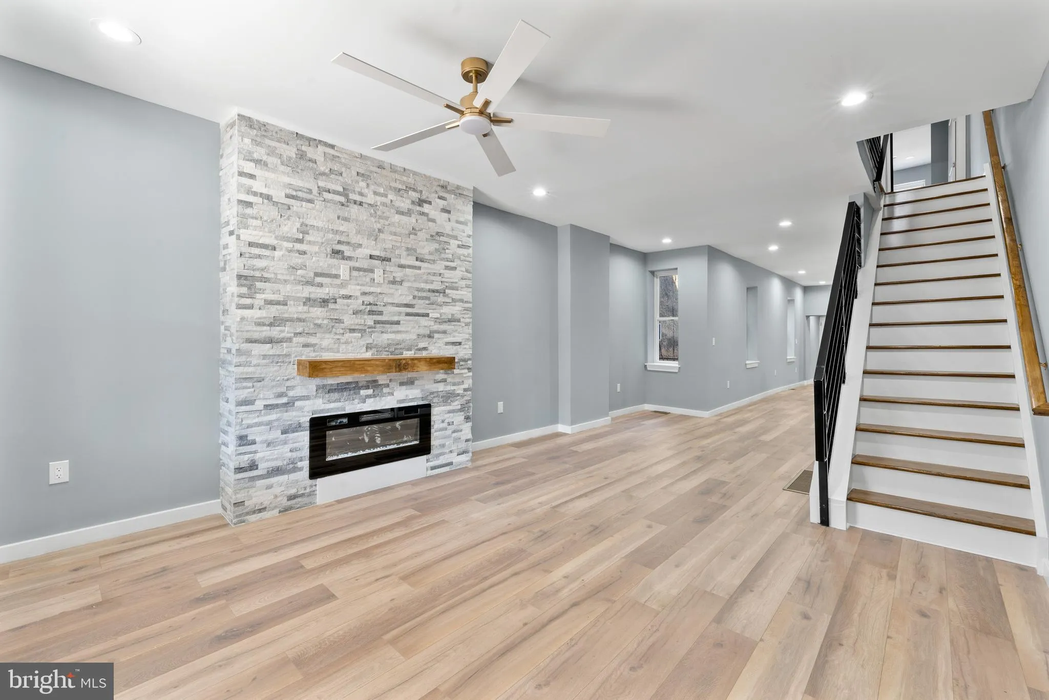 Philadelphia, Pennsylvania 19143, United States, 3 Bedrooms Bedrooms, ,2 BathroomsBathrooms,Residential,Contingent,102317