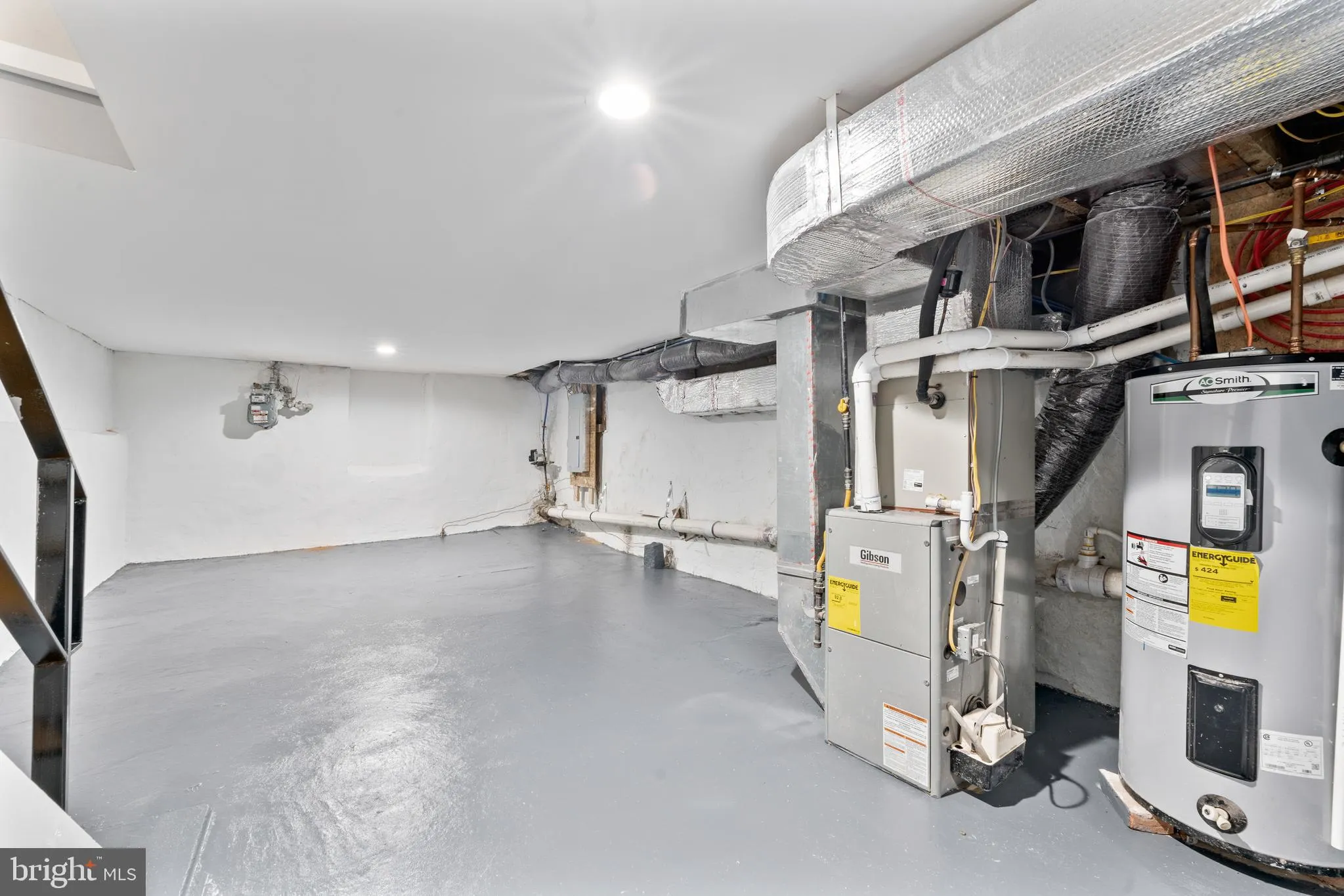 Philadelphia, Pennsylvania 19143, United States, 3 Bedrooms Bedrooms, ,2 BathroomsBathrooms,Residential,Contingent,102317