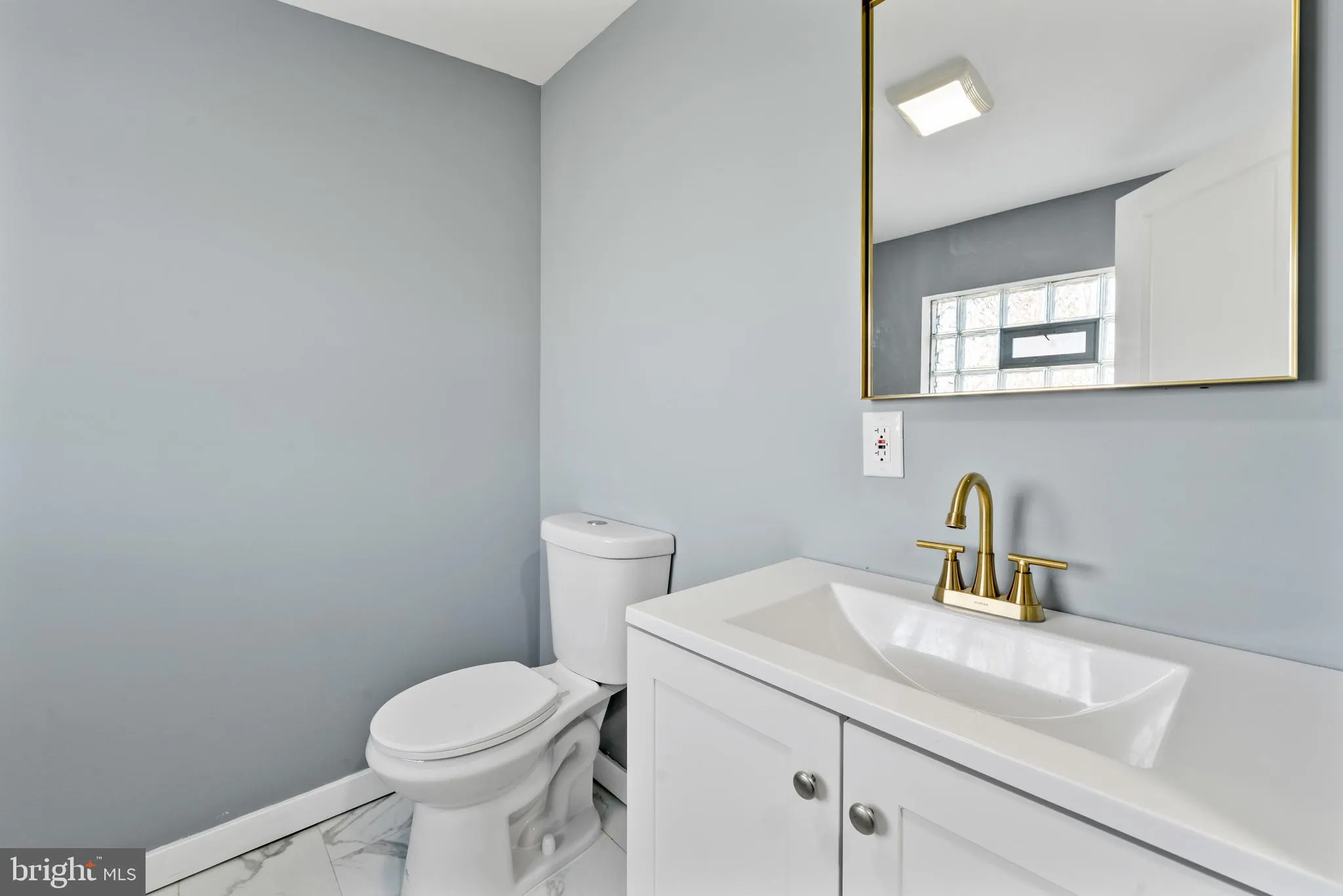 Philadelphia, Pennsylvania 19143, United States, 3 Bedrooms Bedrooms, ,2 BathroomsBathrooms,Residential,Contingent,102317