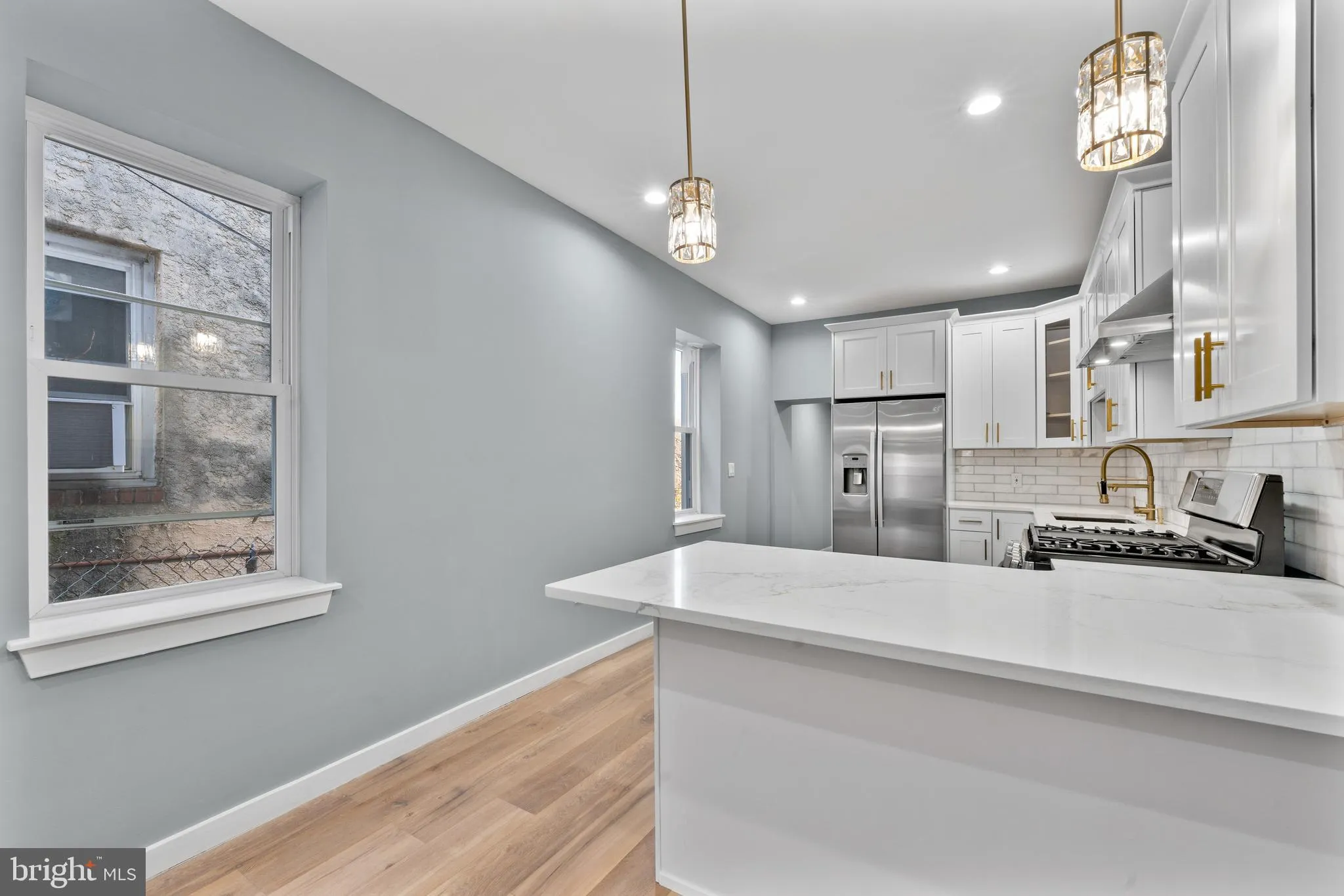 Philadelphia, Pennsylvania 19143, United States, 3 Bedrooms Bedrooms, ,2 BathroomsBathrooms,Residential,Contingent,102317