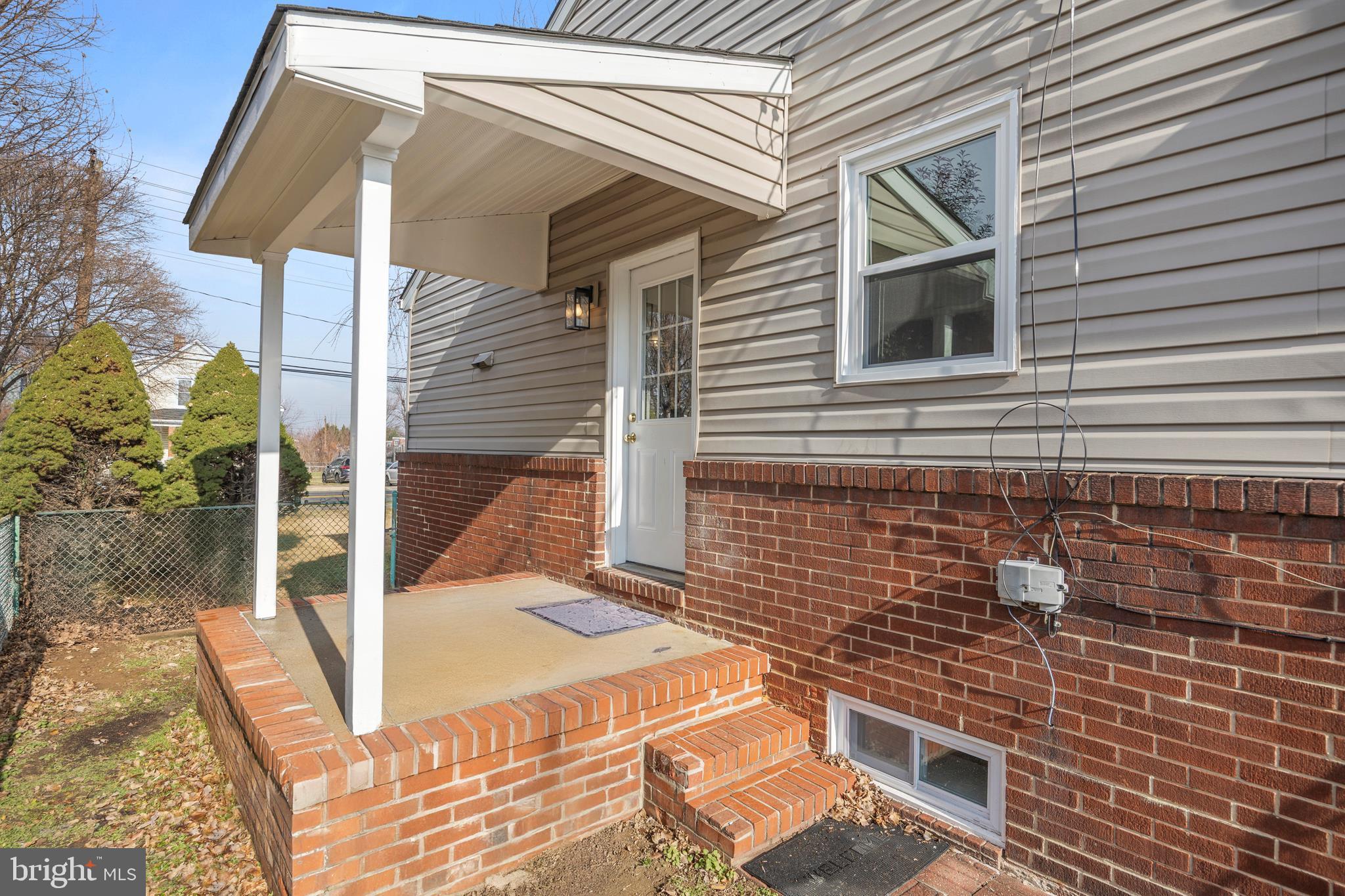 ROLAND TERRACE - Residential