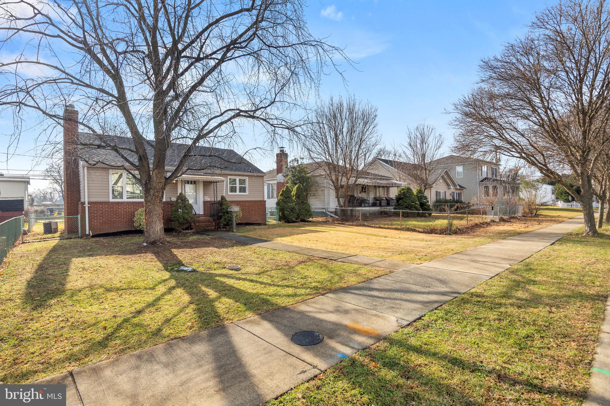 ROLAND TERRACE - Residential
