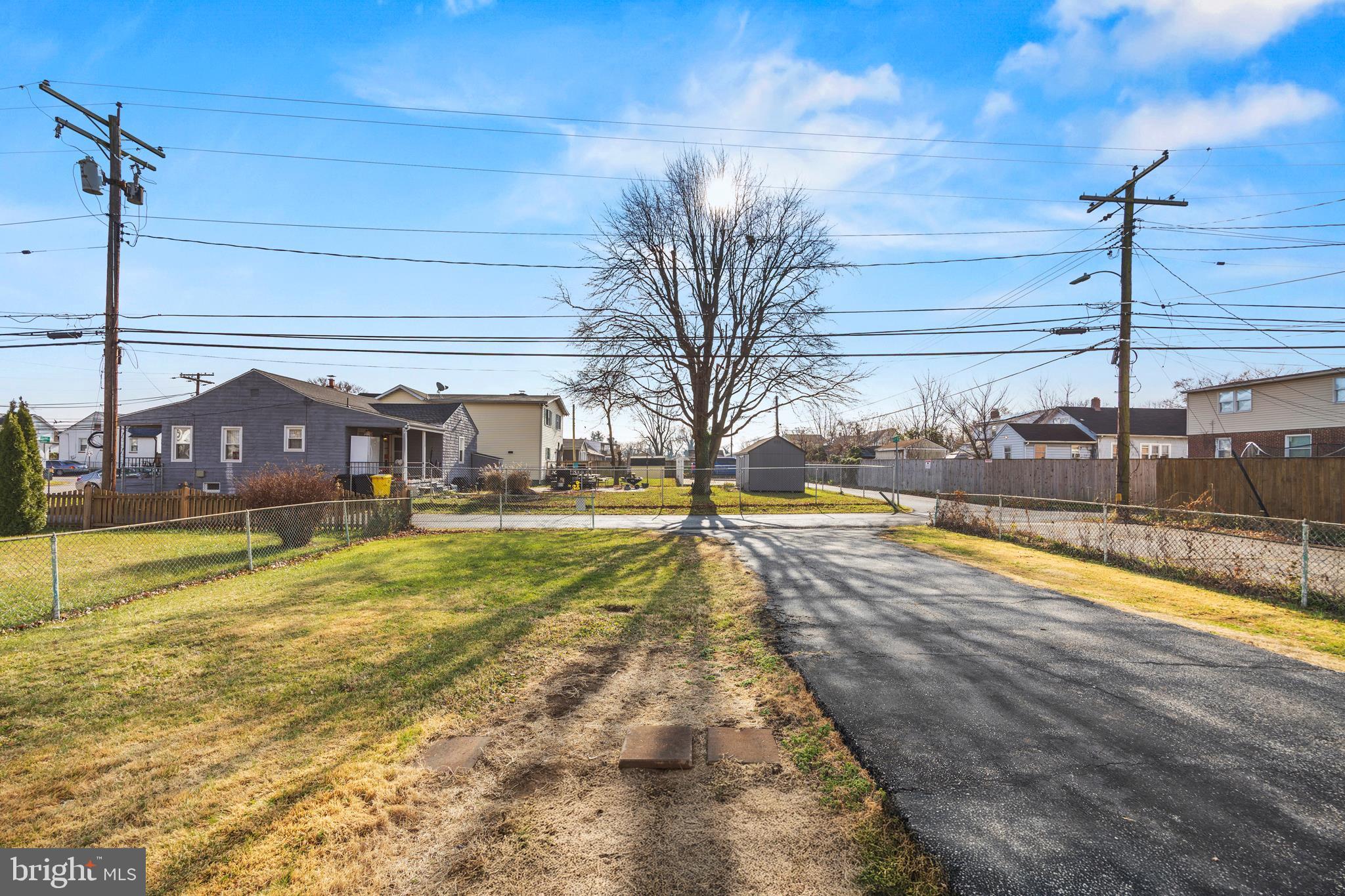 ROLAND TERRACE - Residential