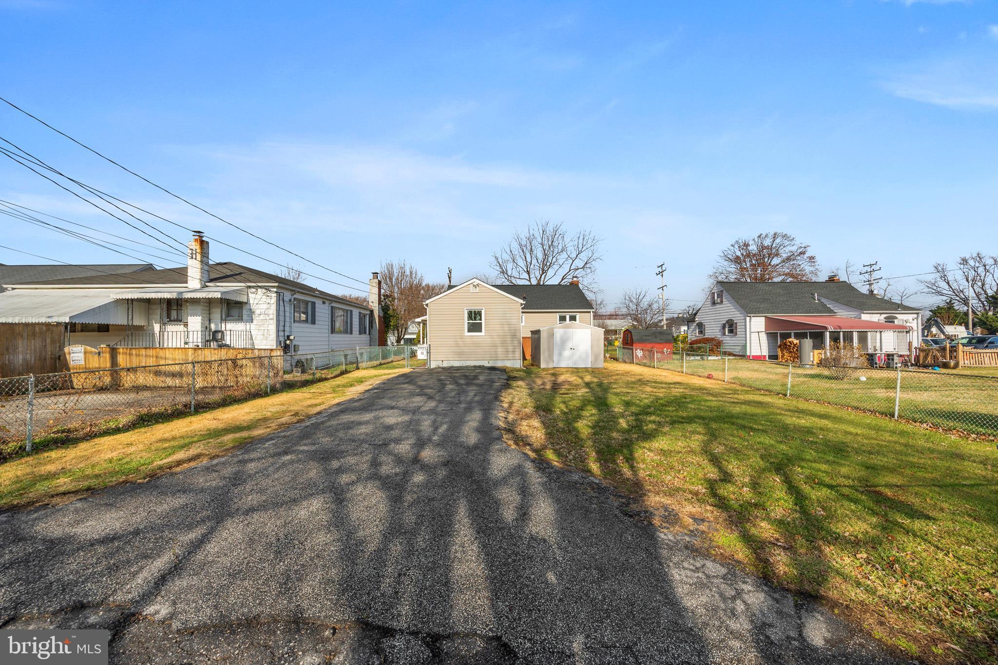ROLAND TERRACE - Residential