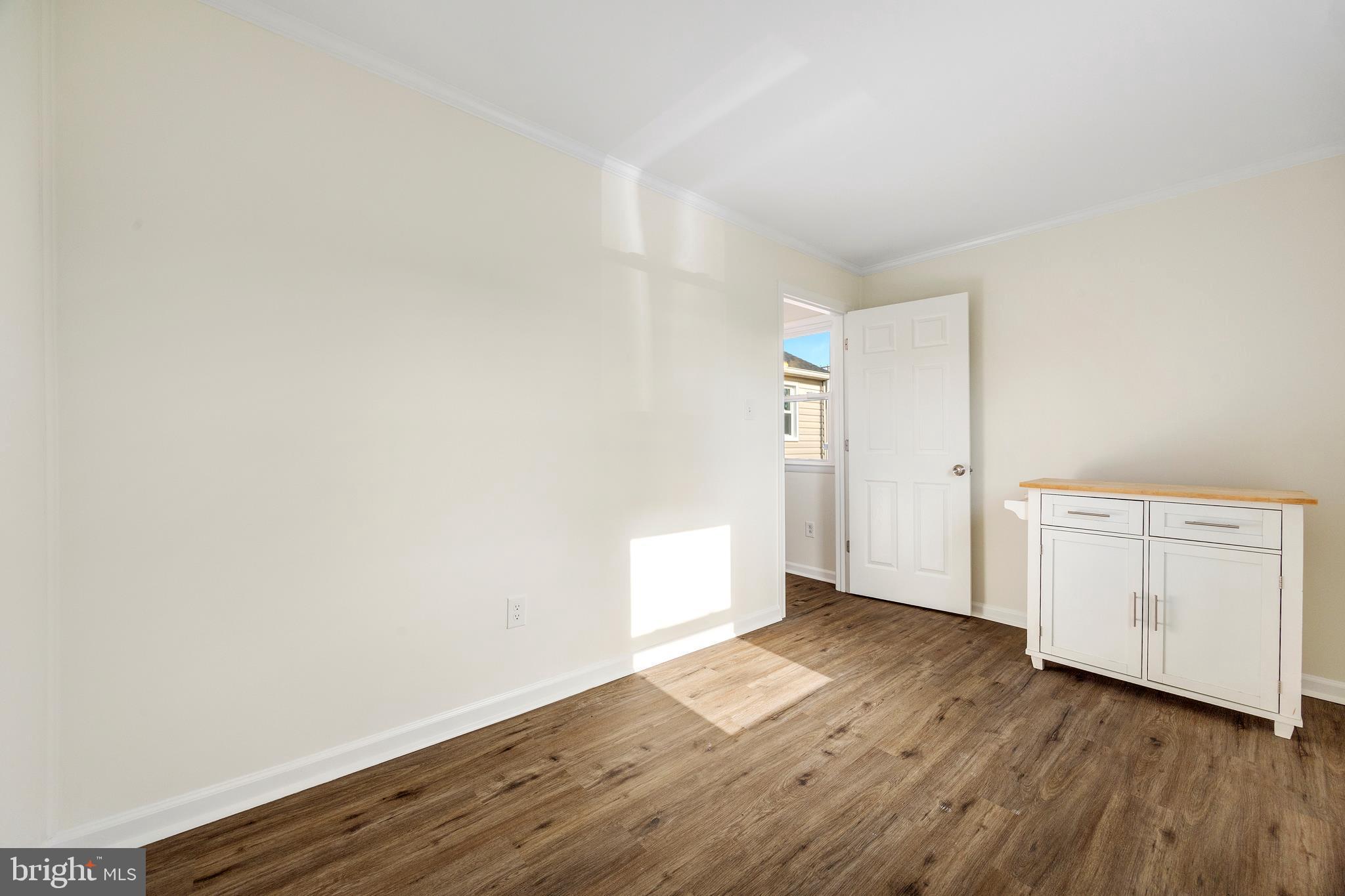 ROLAND TERRACE - Residential