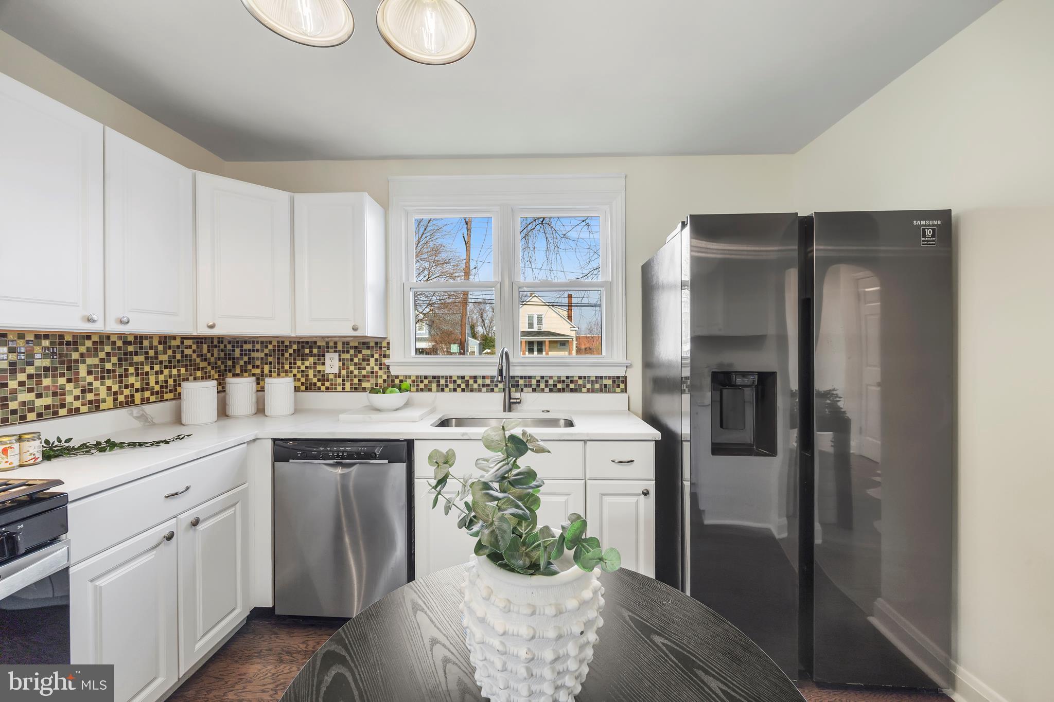 ROLAND TERRACE - Residential