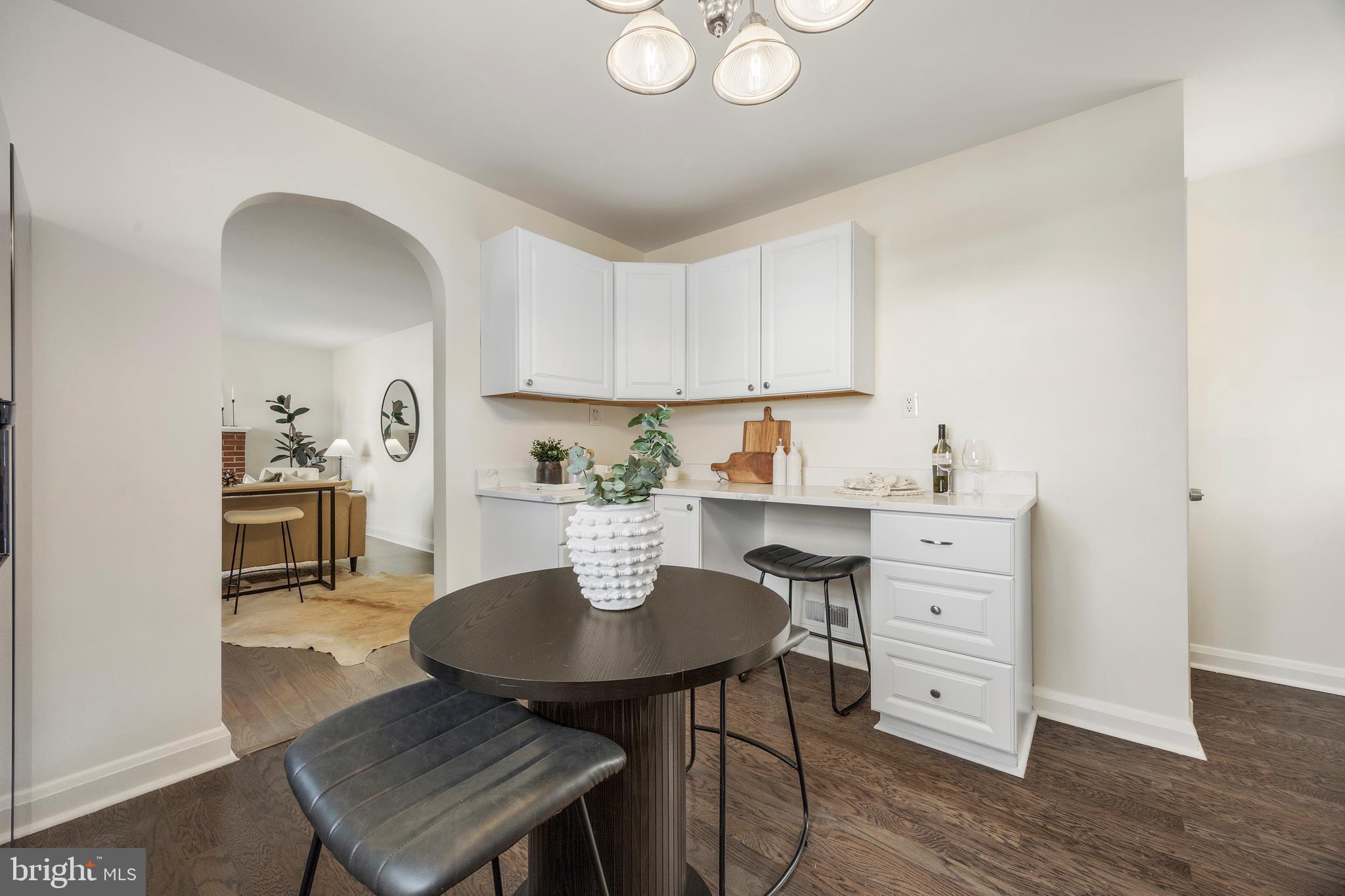 ROLAND TERRACE - Residential