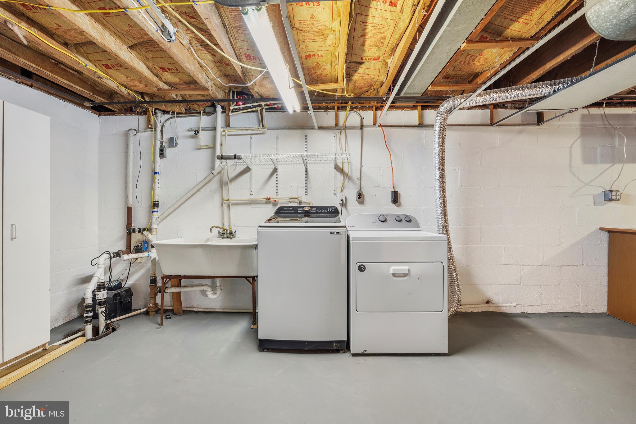 ROLAND TERRACE - Residential