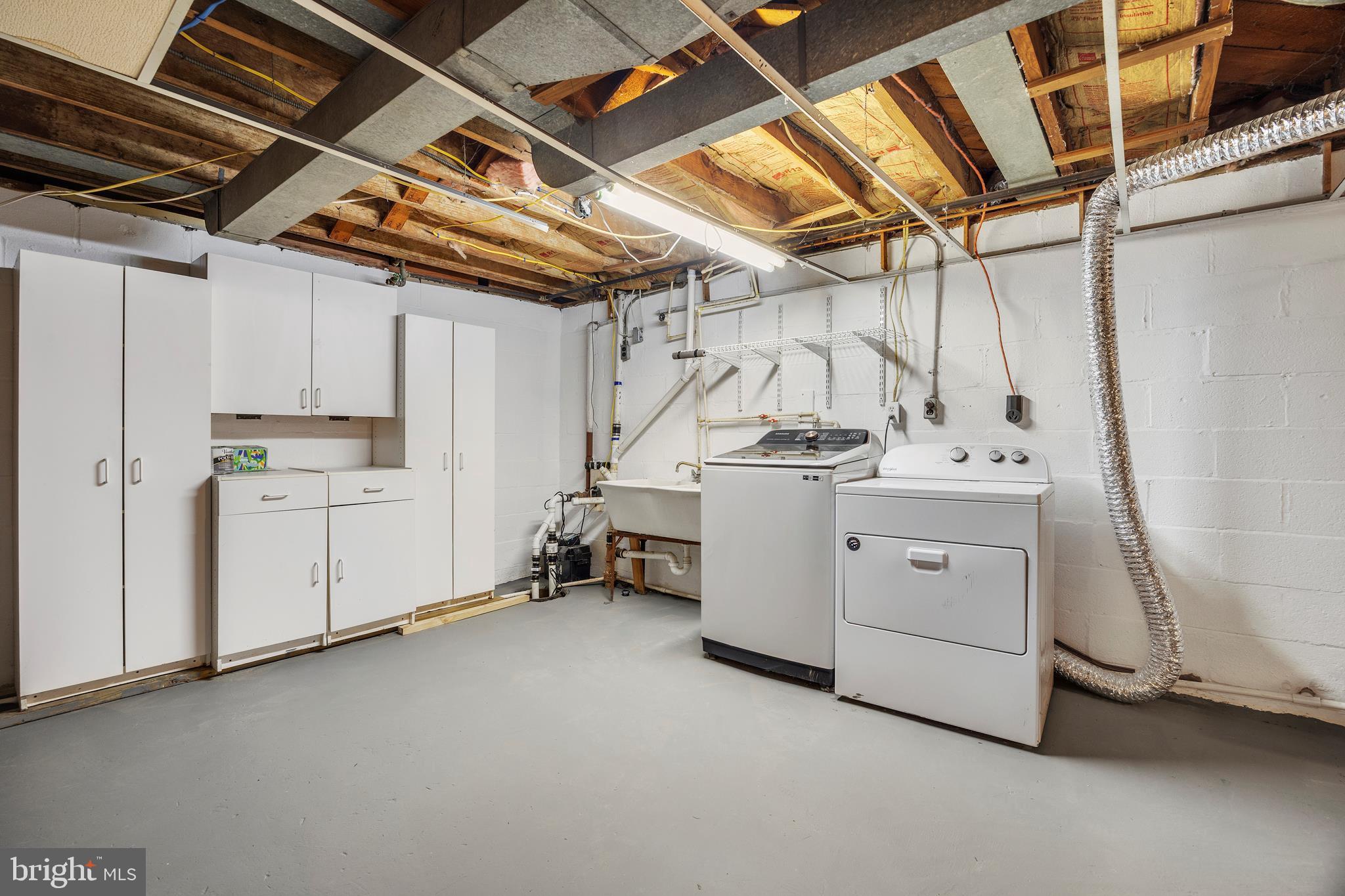 ROLAND TERRACE - Residential