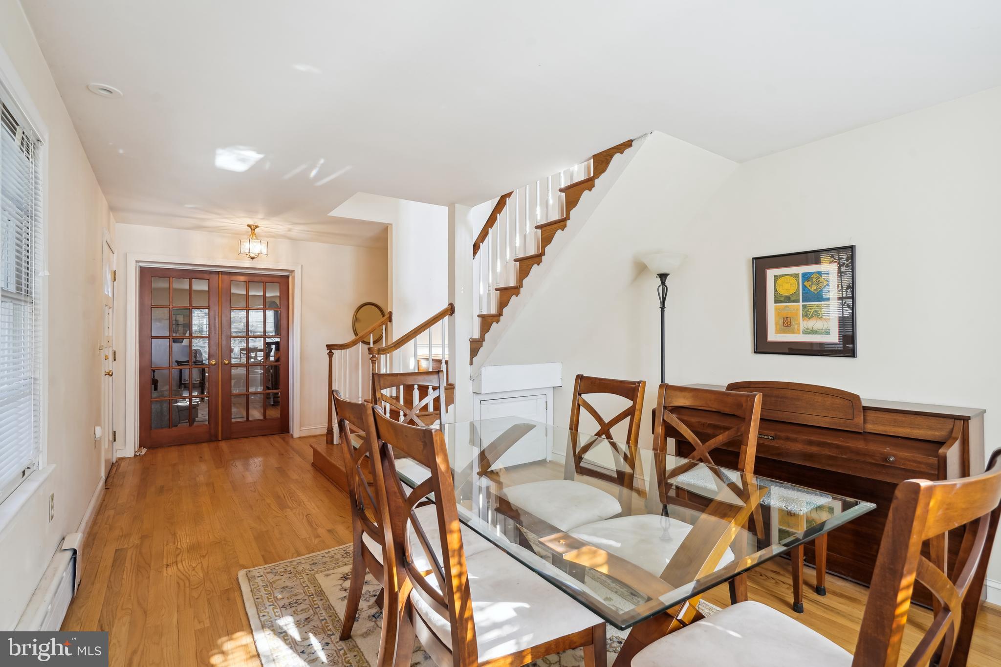 ROBERTS PLACE - Residential