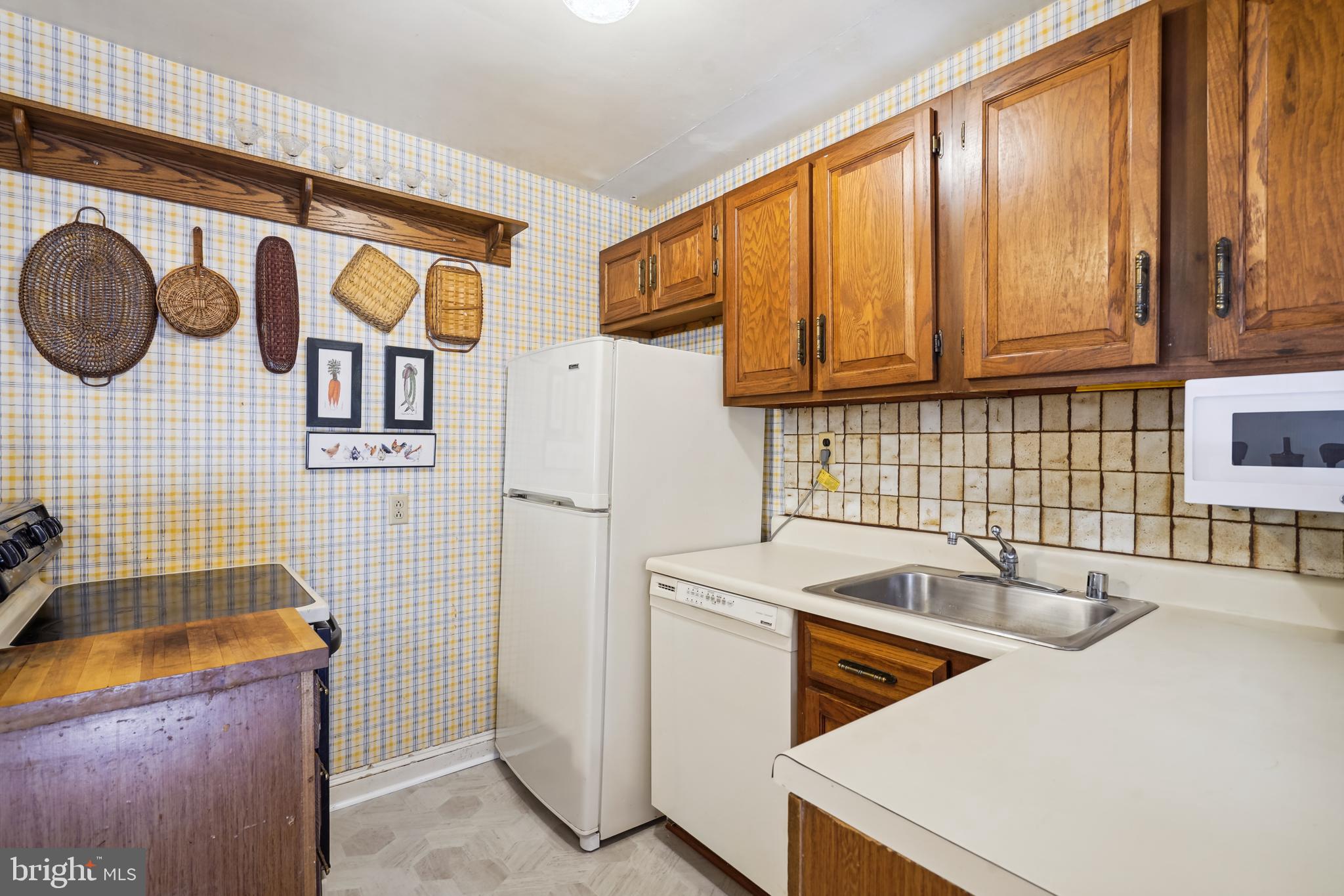 ROBERTS PLACE - Residential