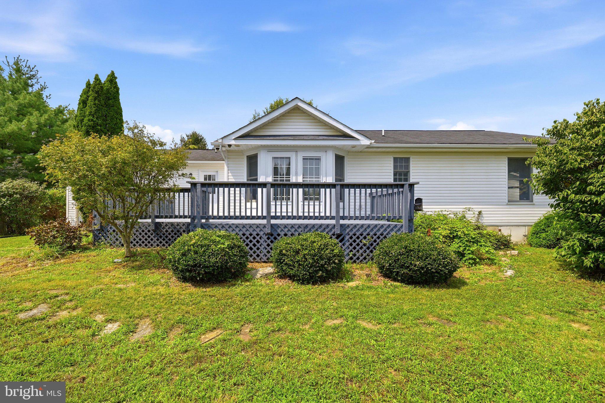 65 LIVE OAK COURT