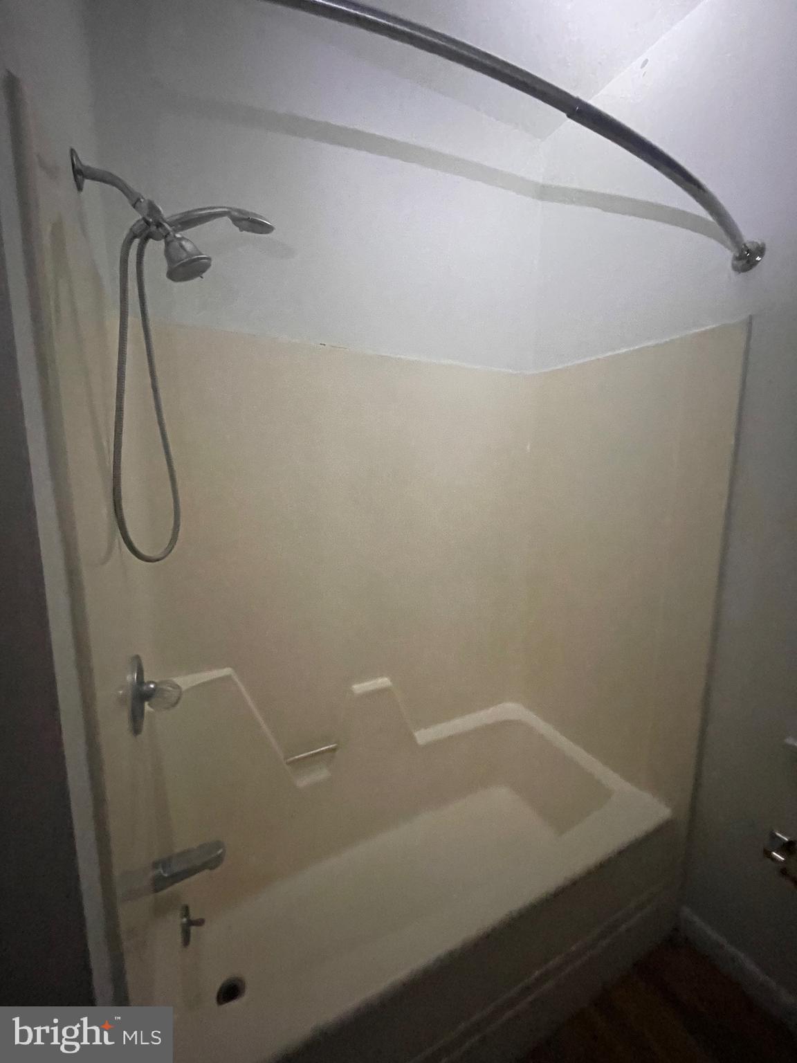 FEDERAL HILL HISTORIC DISTRICT - Residential Lease