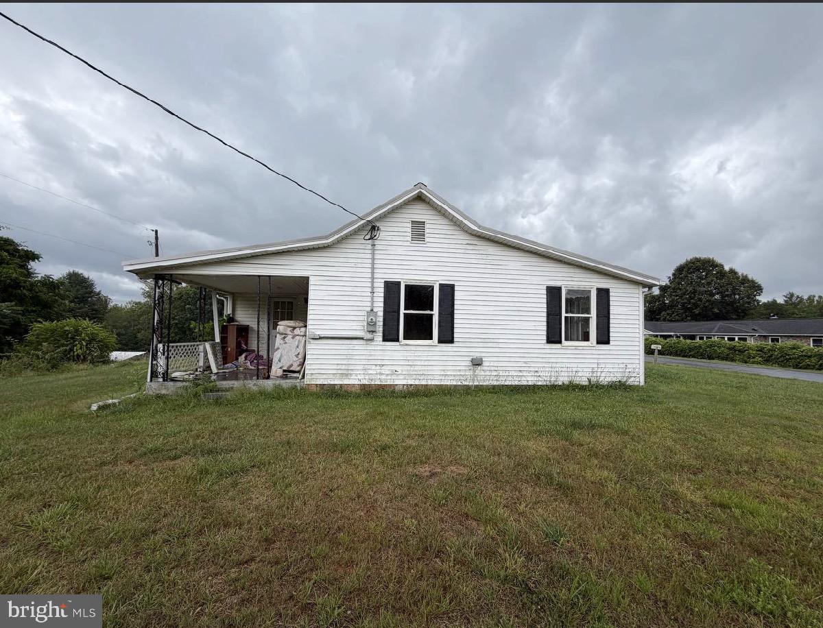 51 RIDGEWOOD LANE
