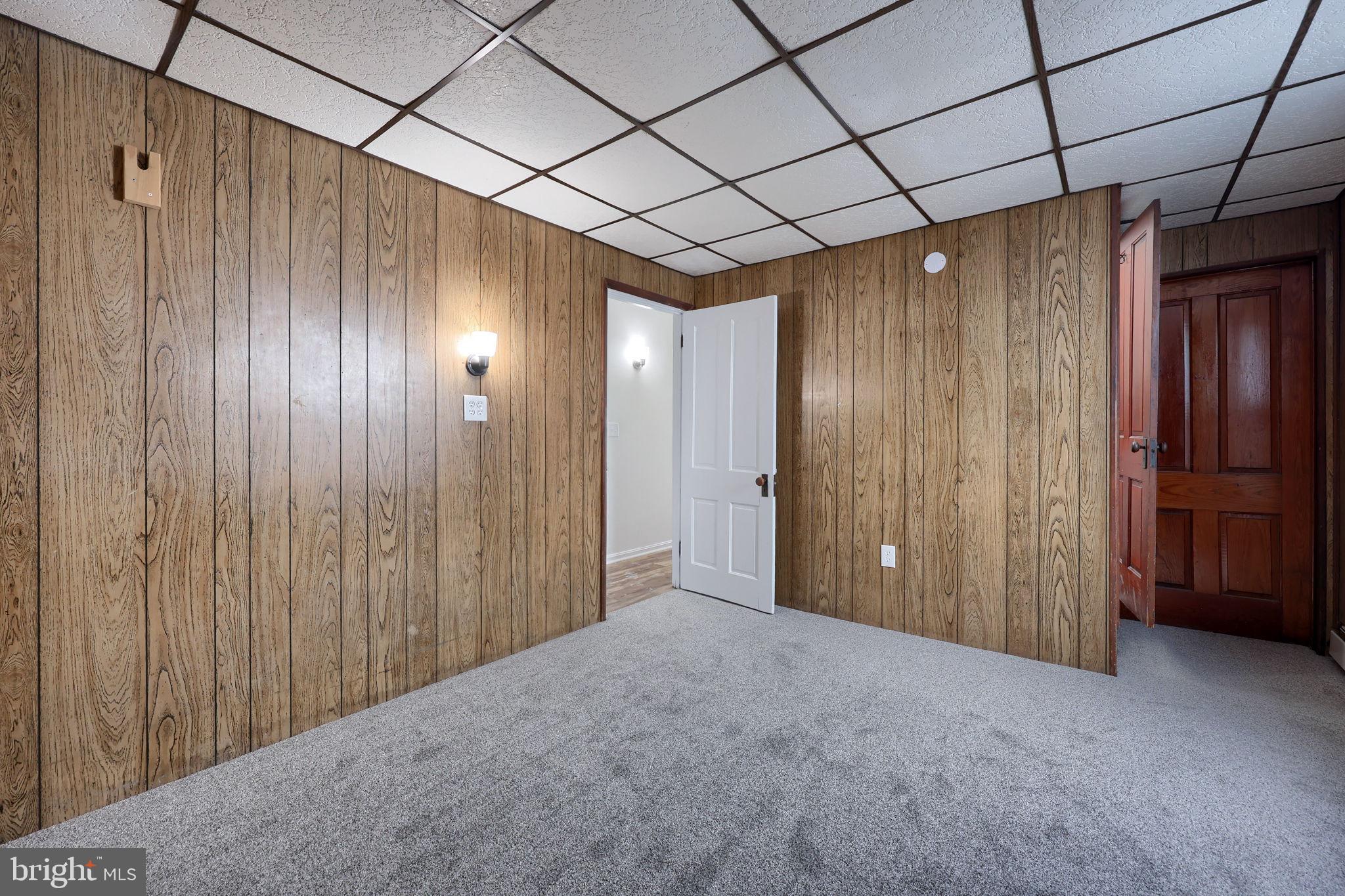 2 WARD - Residential