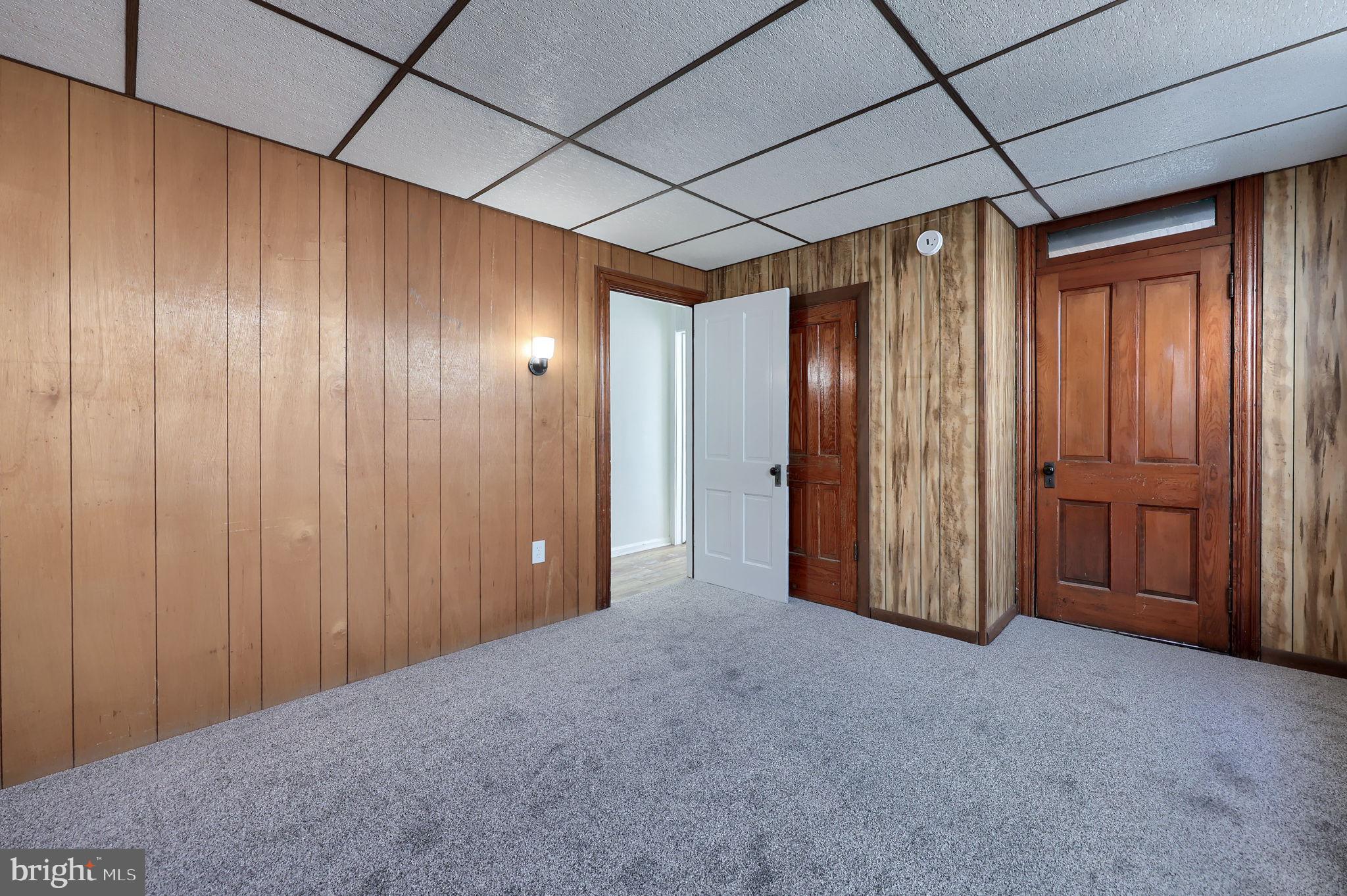 2 WARD - Residential