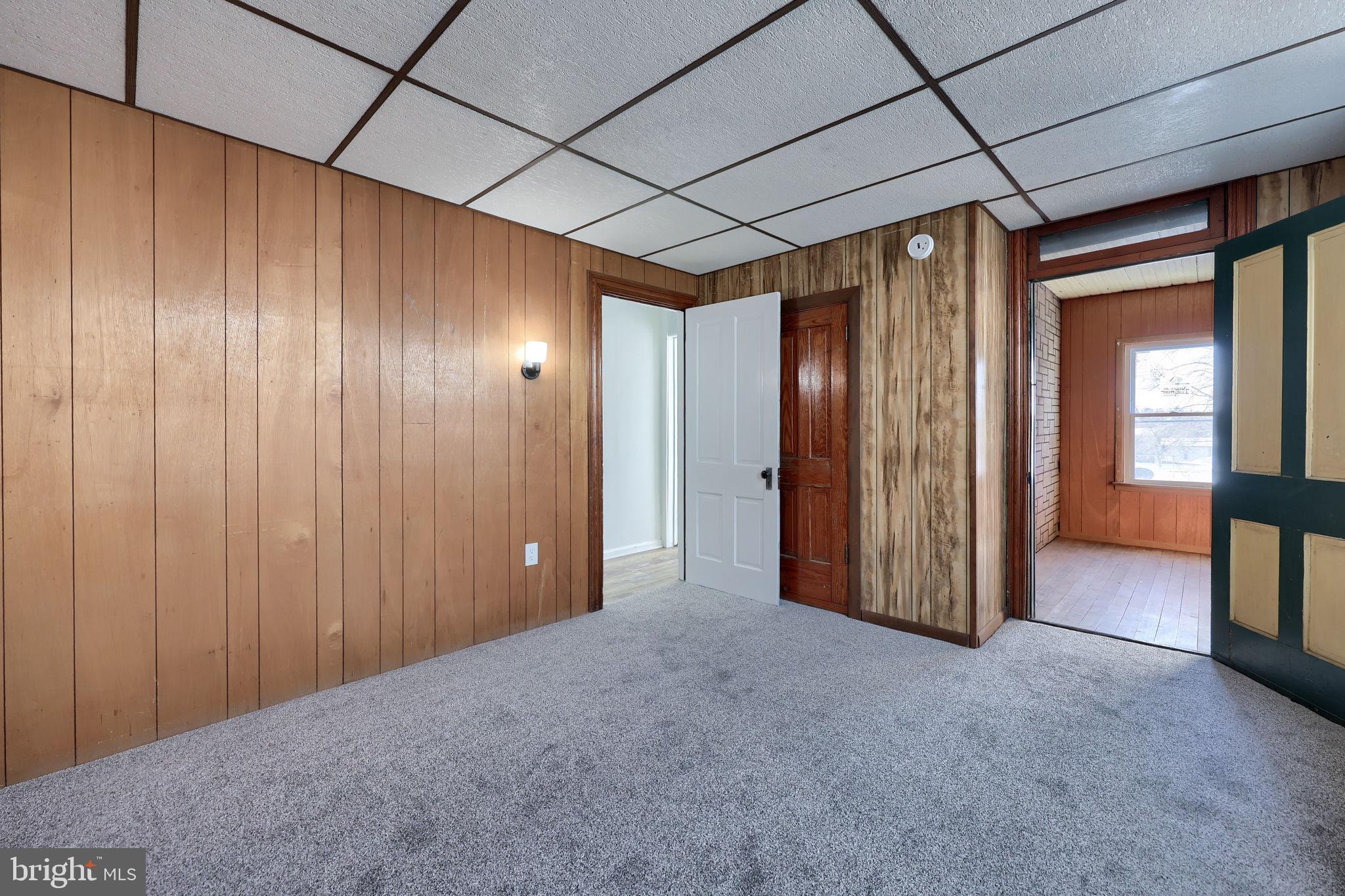 2 WARD - Residential