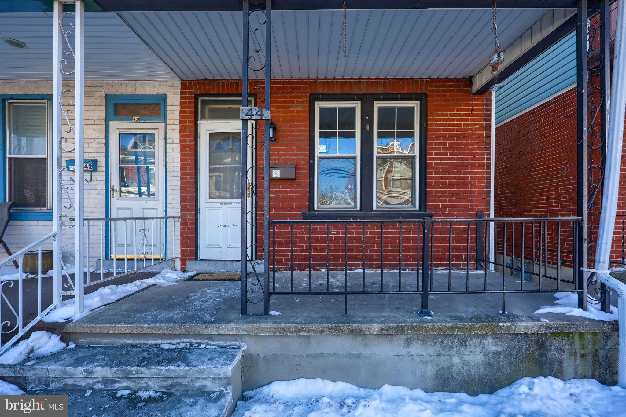 2 WARD - Residential