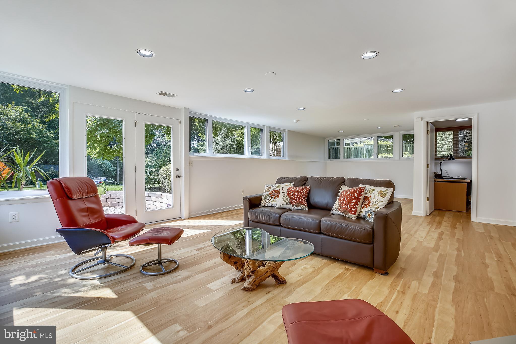 ROCK CREEK PALISADES - Residential