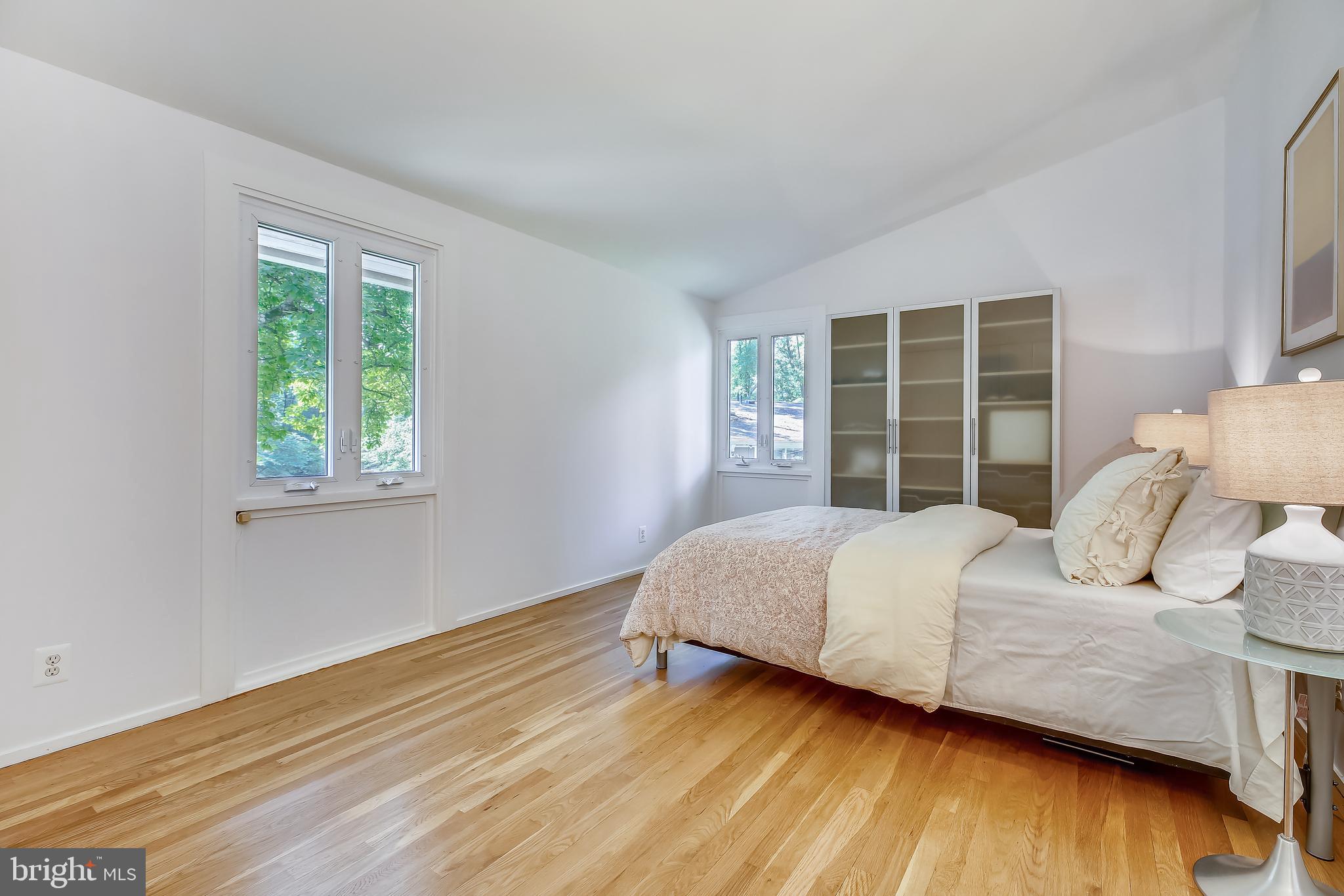 ROCK CREEK PALISADES - Residential