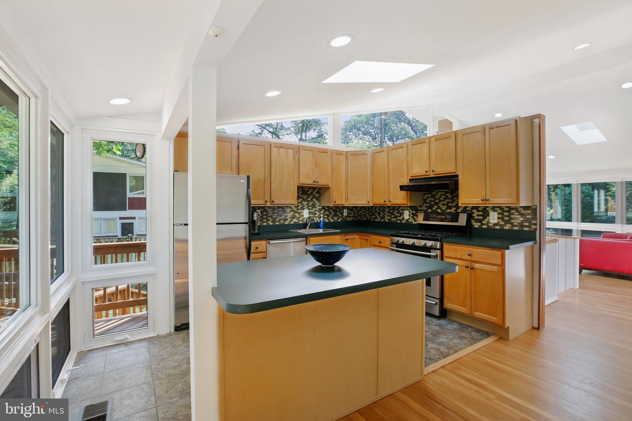 ROCK CREEK PALISADES - Residential