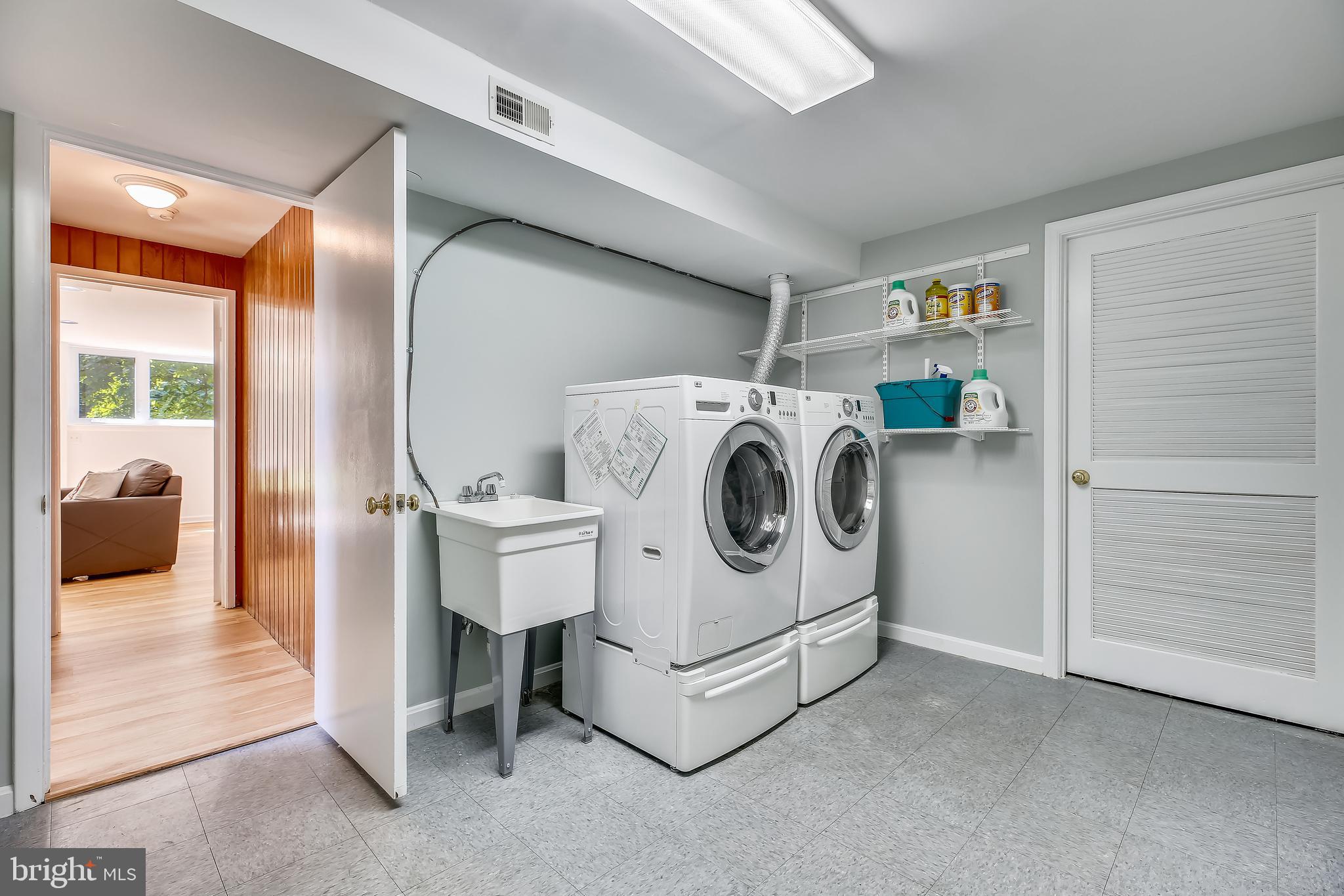 ROCK CREEK PALISADES - Residential