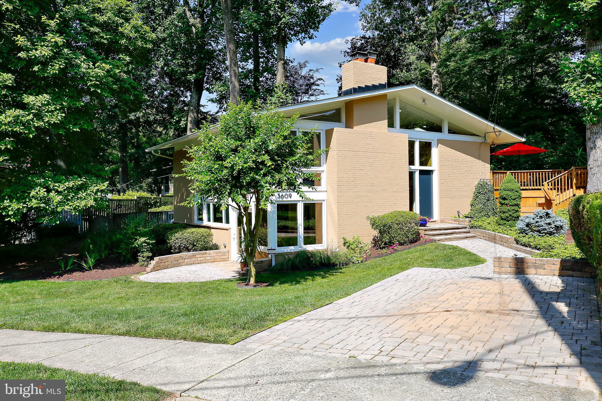 ROCK CREEK PALISADES - Residential