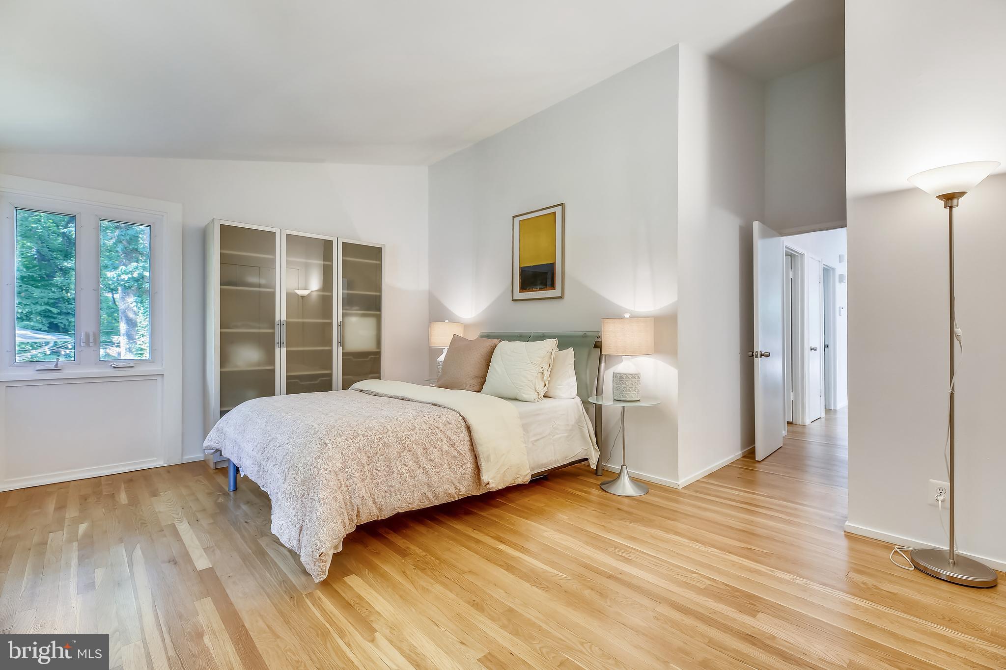 ROCK CREEK PALISADES - Residential