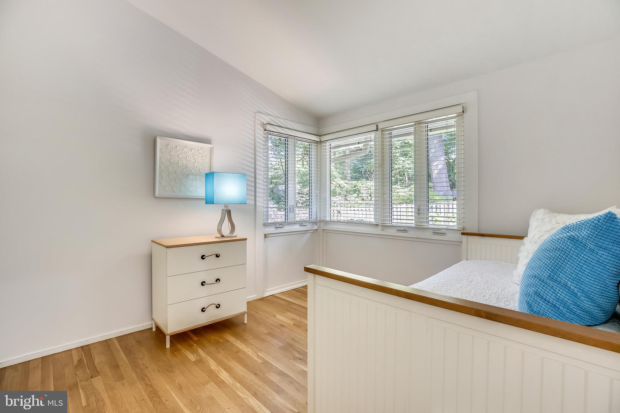 ROCK CREEK PALISADES - Residential