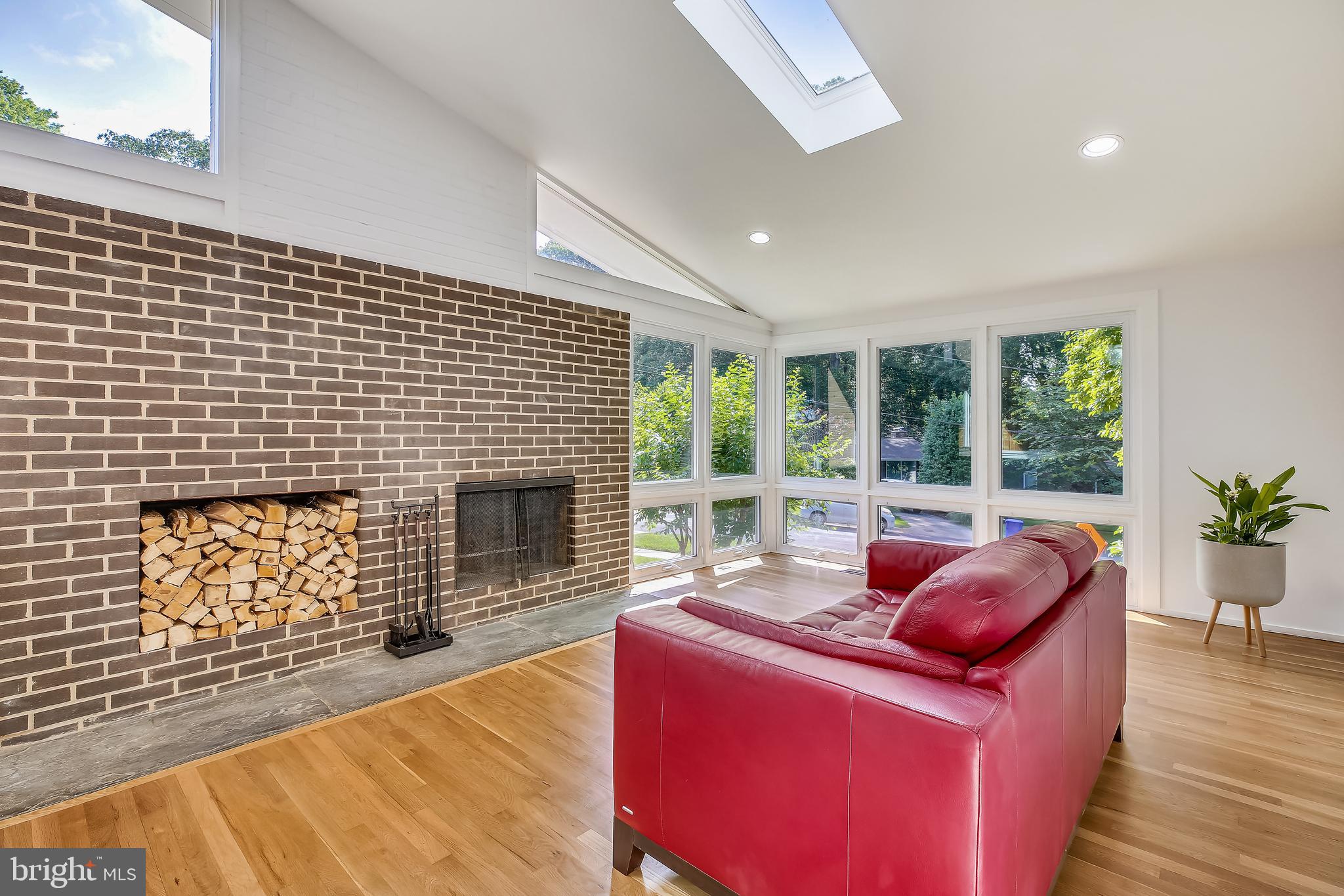 ROCK CREEK PALISADES - Residential